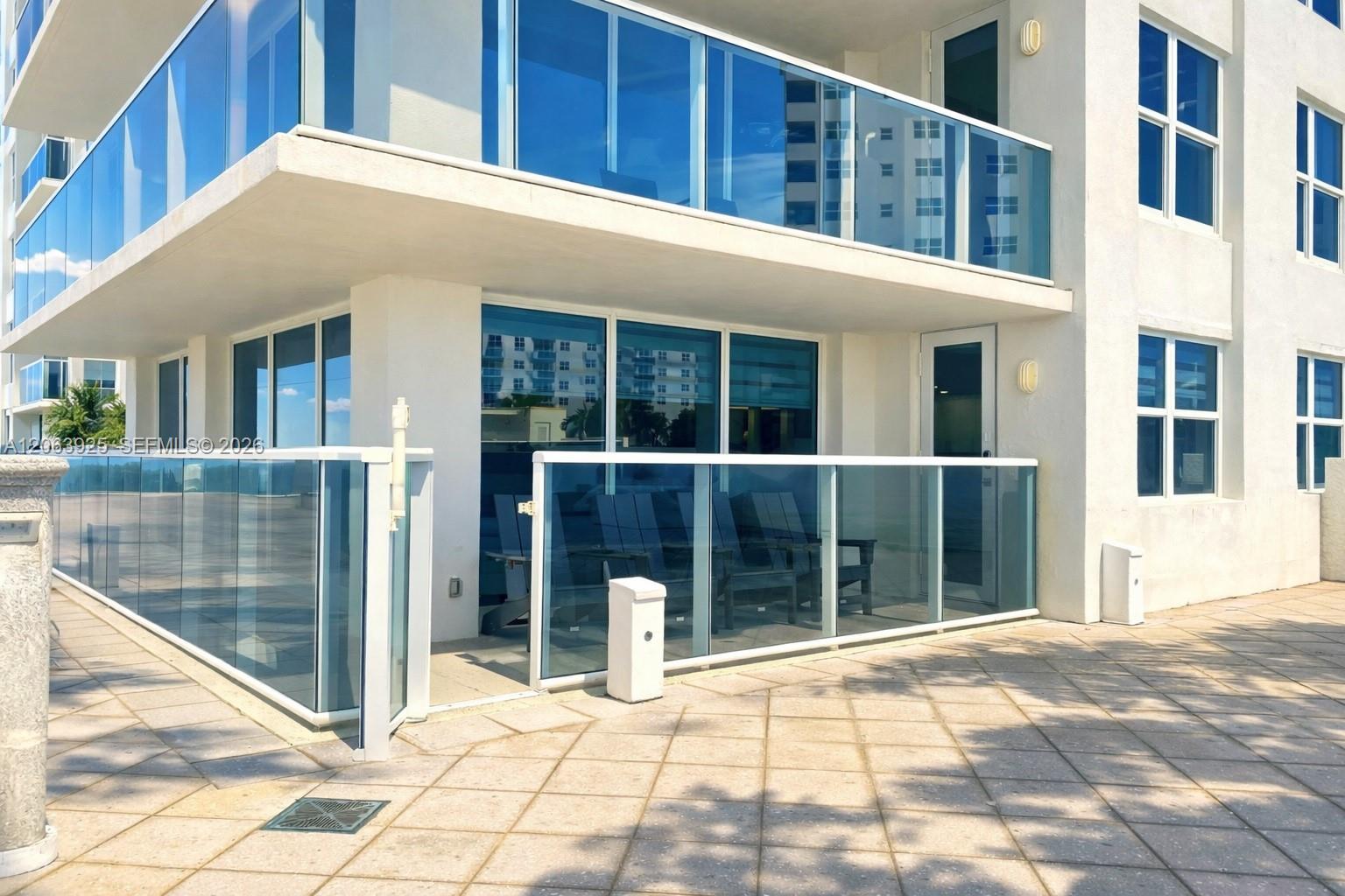 2751 S Ocean Dr # 301S — Photo 4