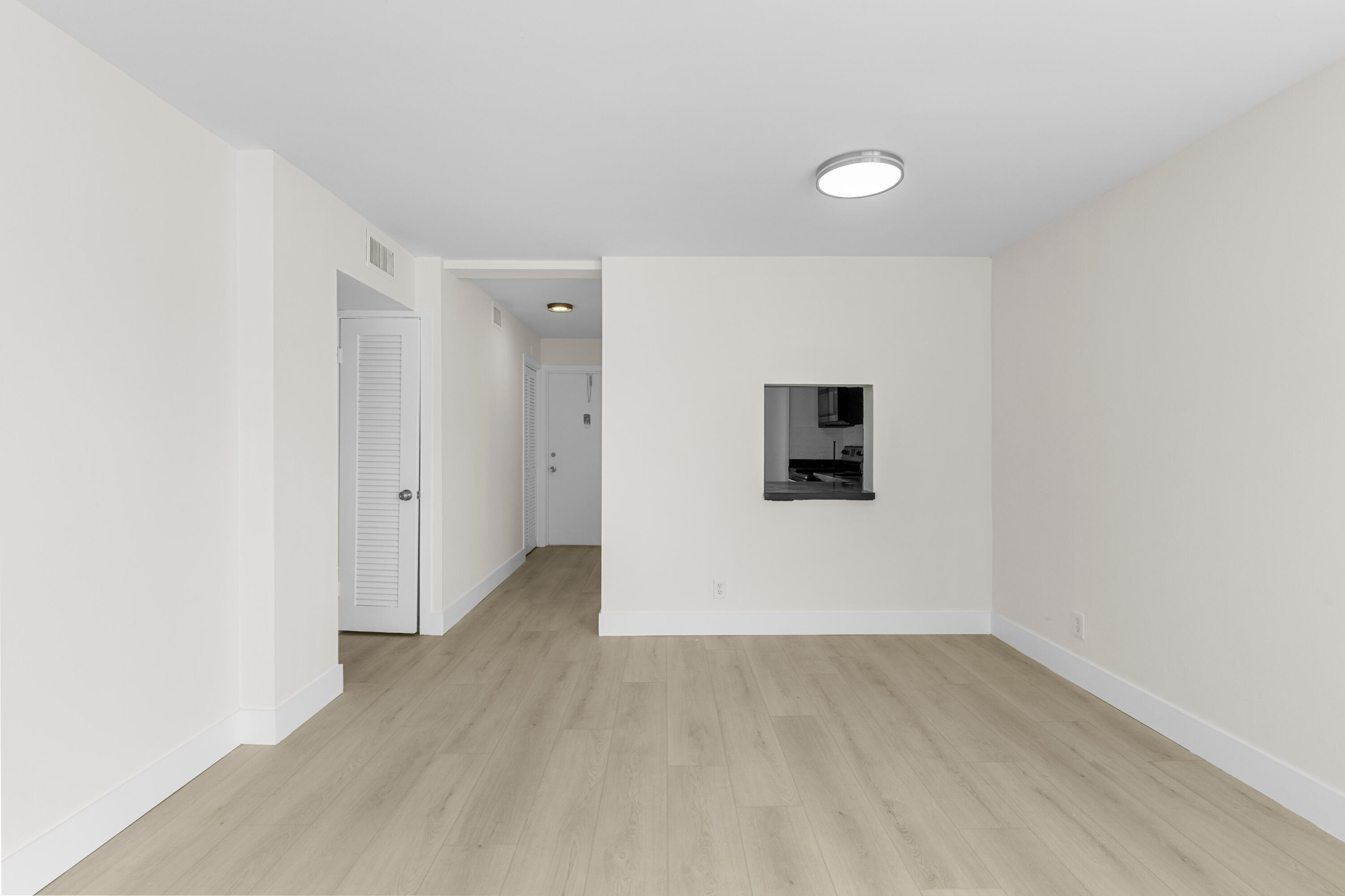 3201 NE 8th Street # 206 — Photo 2