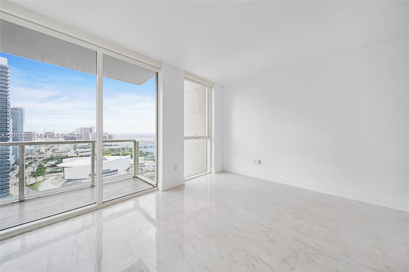 244 Biscayne Blvd # 3704 View 12