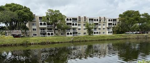 7815 Camino Real # i417, Miami FL 33143