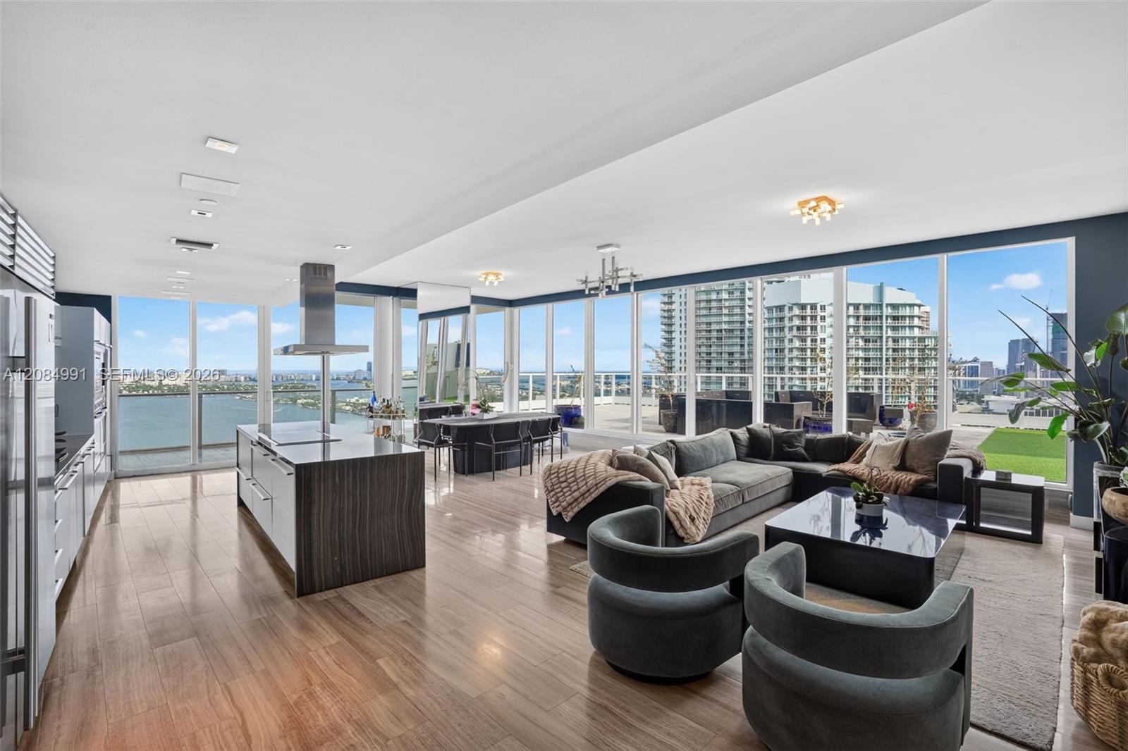 2020 N Bayshore Dr # 3708 — Photo 5