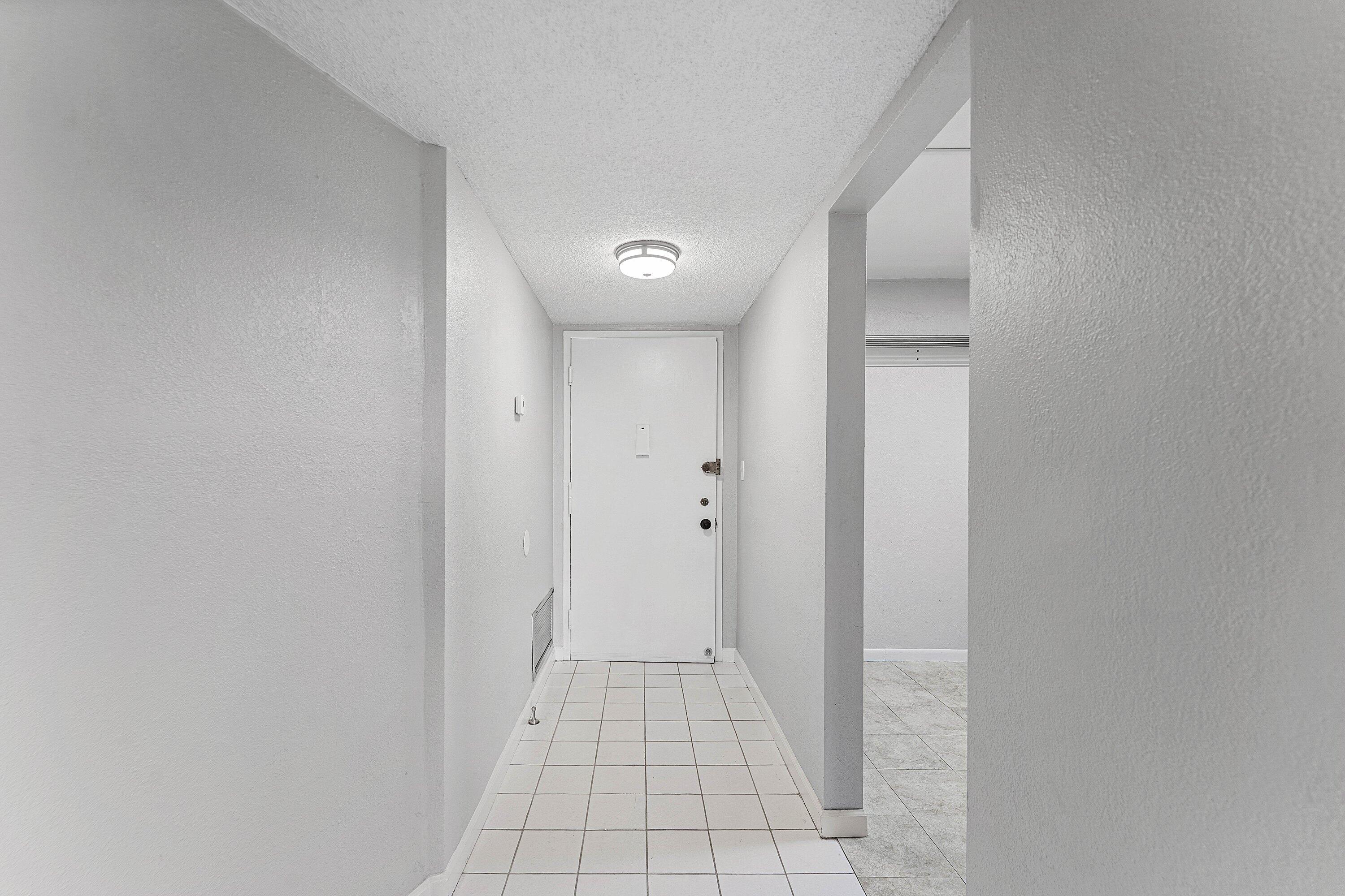 1300 NE Miami Gardens Drive # 308E — Photo 5