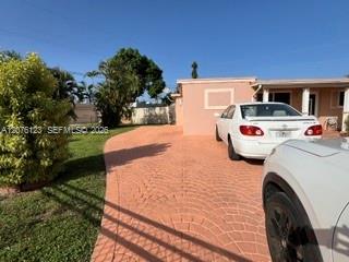 17201 NW 54th Ct — Photo 2