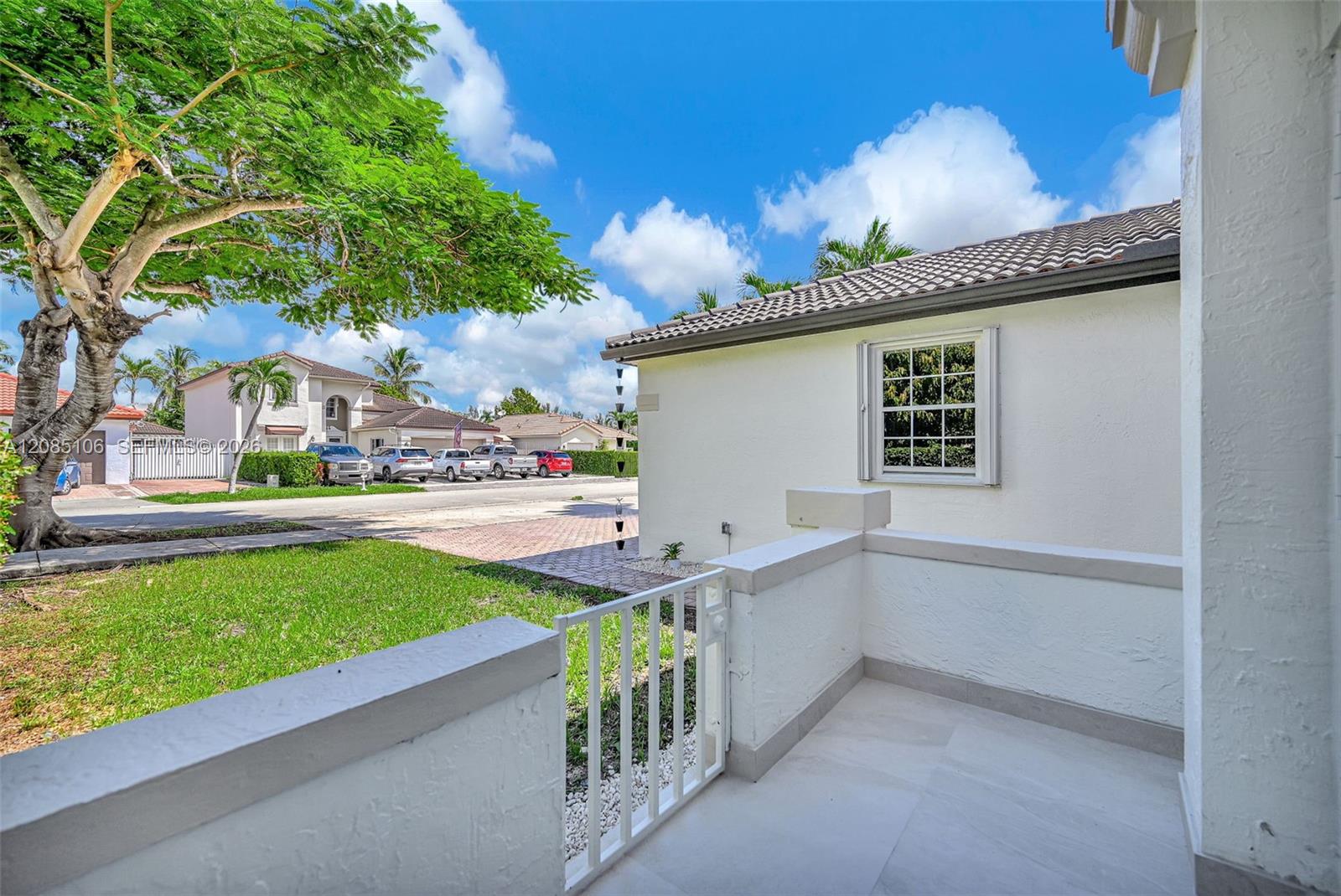 13078 NW 10th St — Photo 5