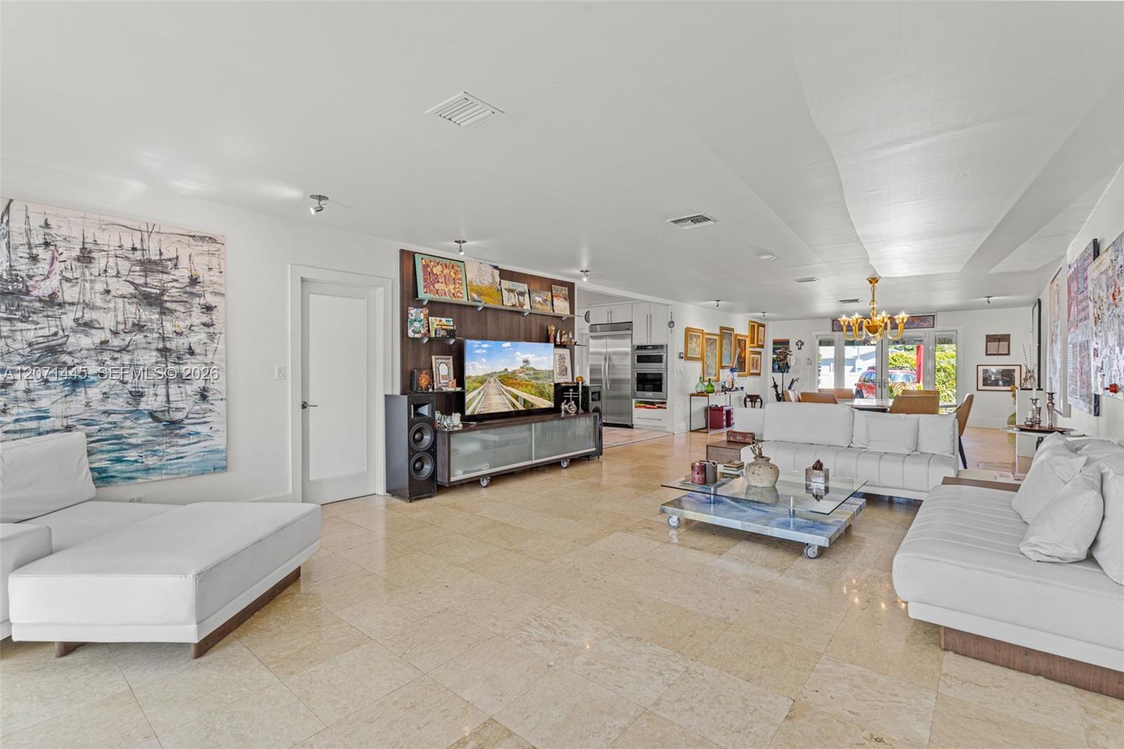 7970 Hawthorne Ave View 14