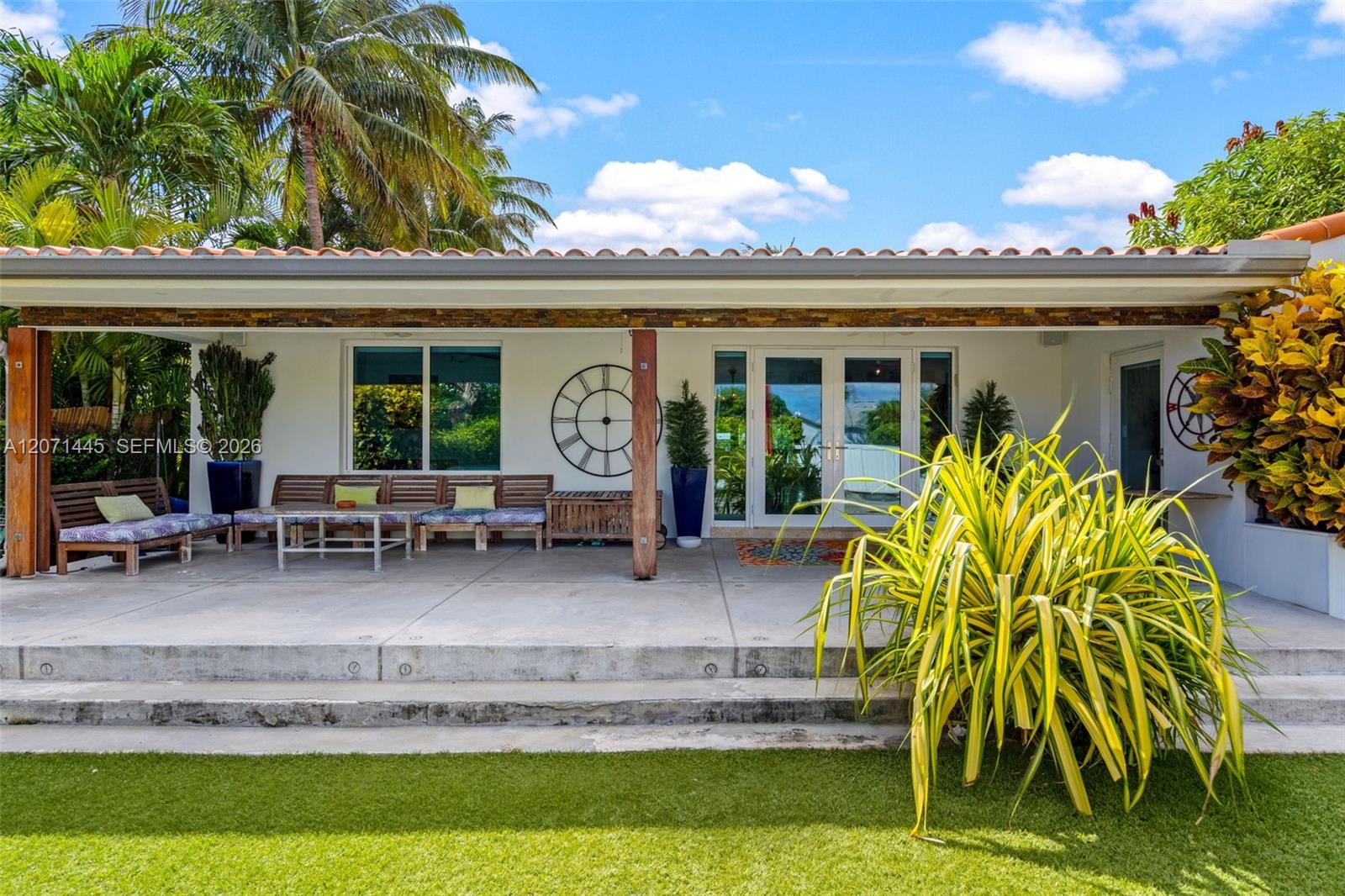 7970 Hawthorne Ave View 9