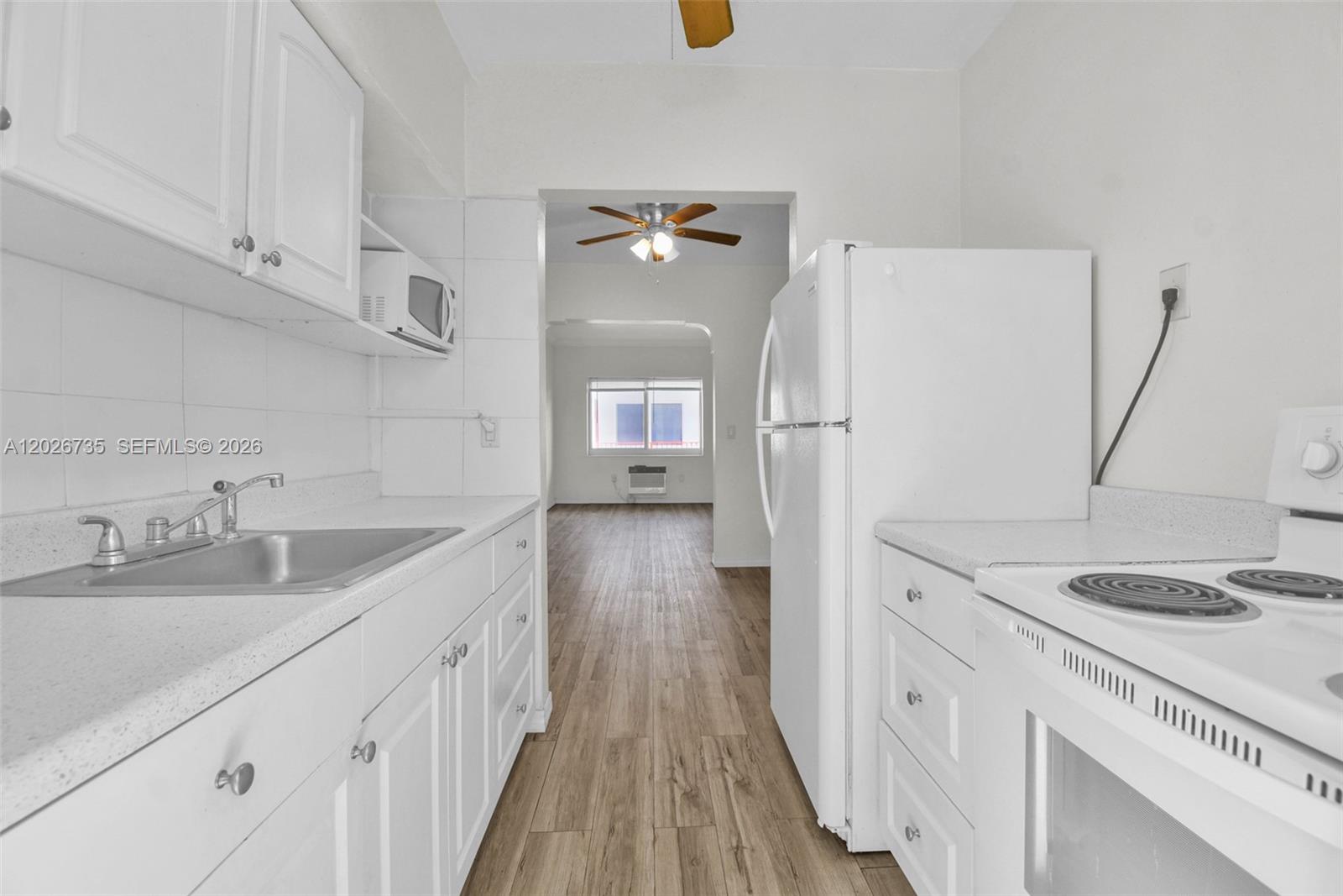 1135 Euclid Ave # 202, Miami Beach FL 33139