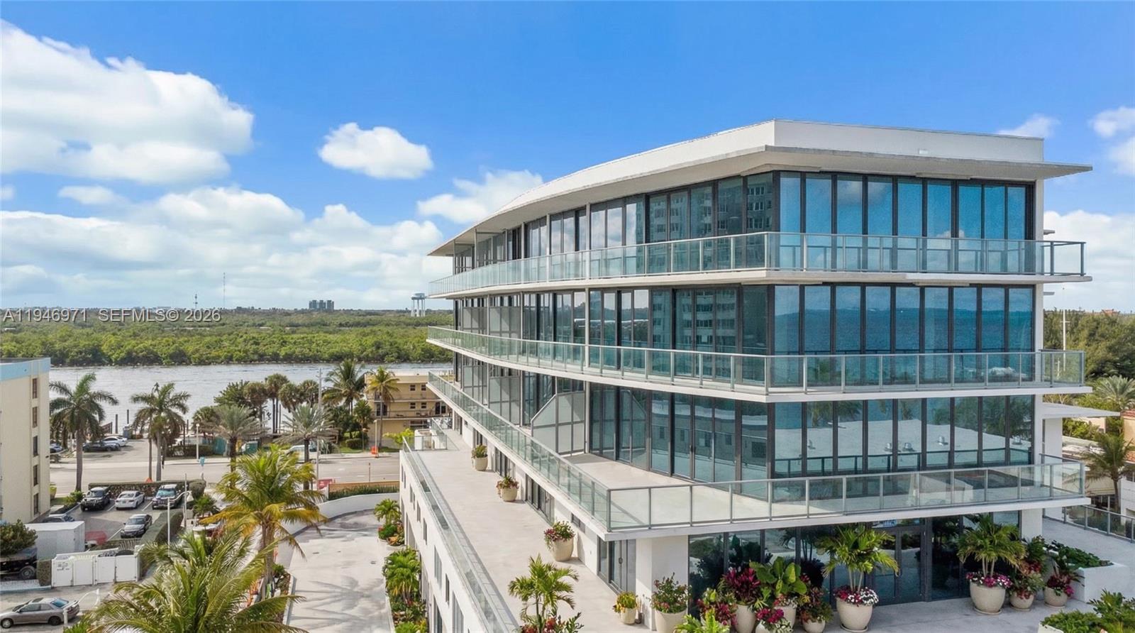 3319 N Ocean Drive # 508 — Photo 3
