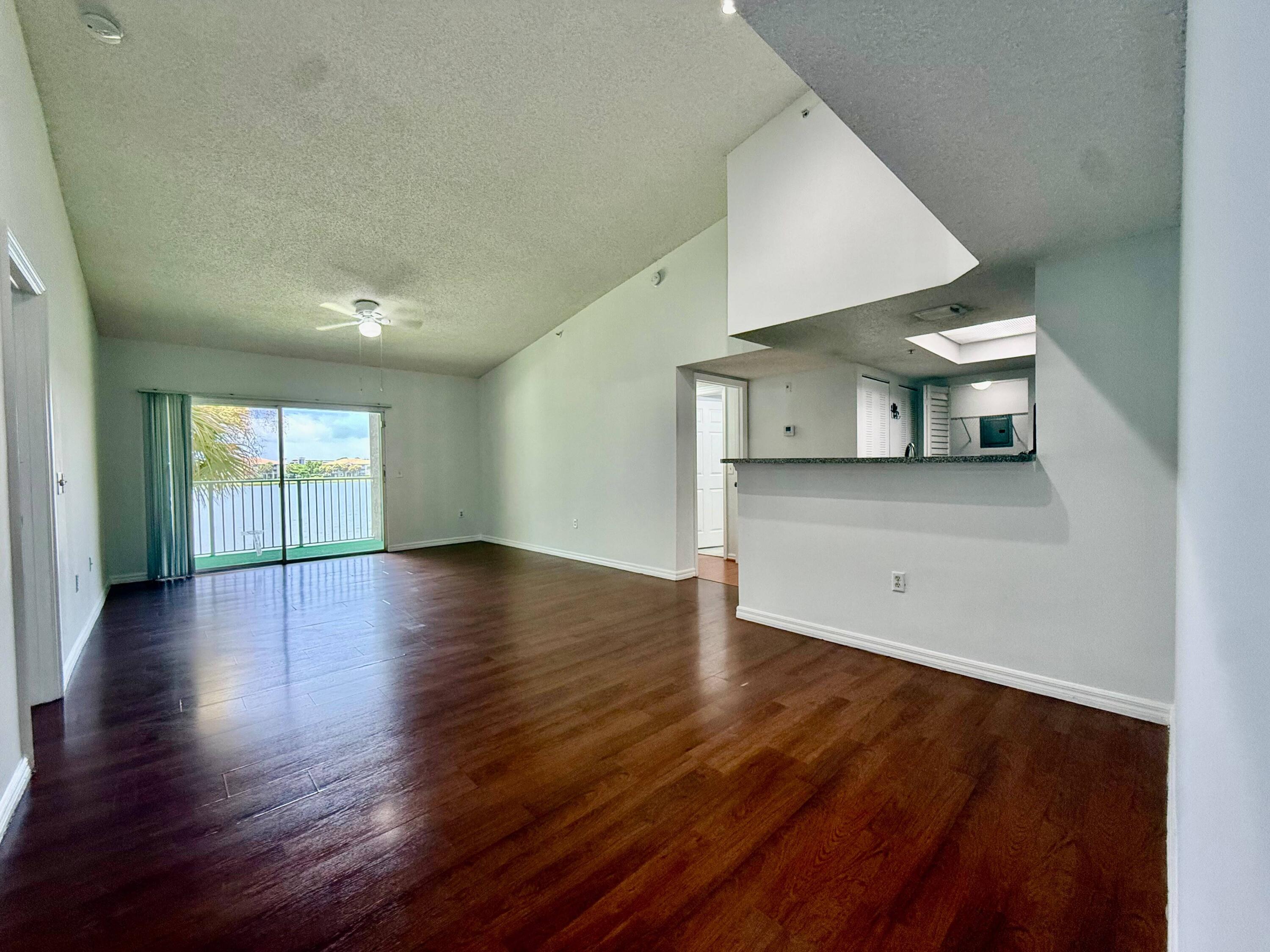 5041 Wiles Road # 208 — Photo 2