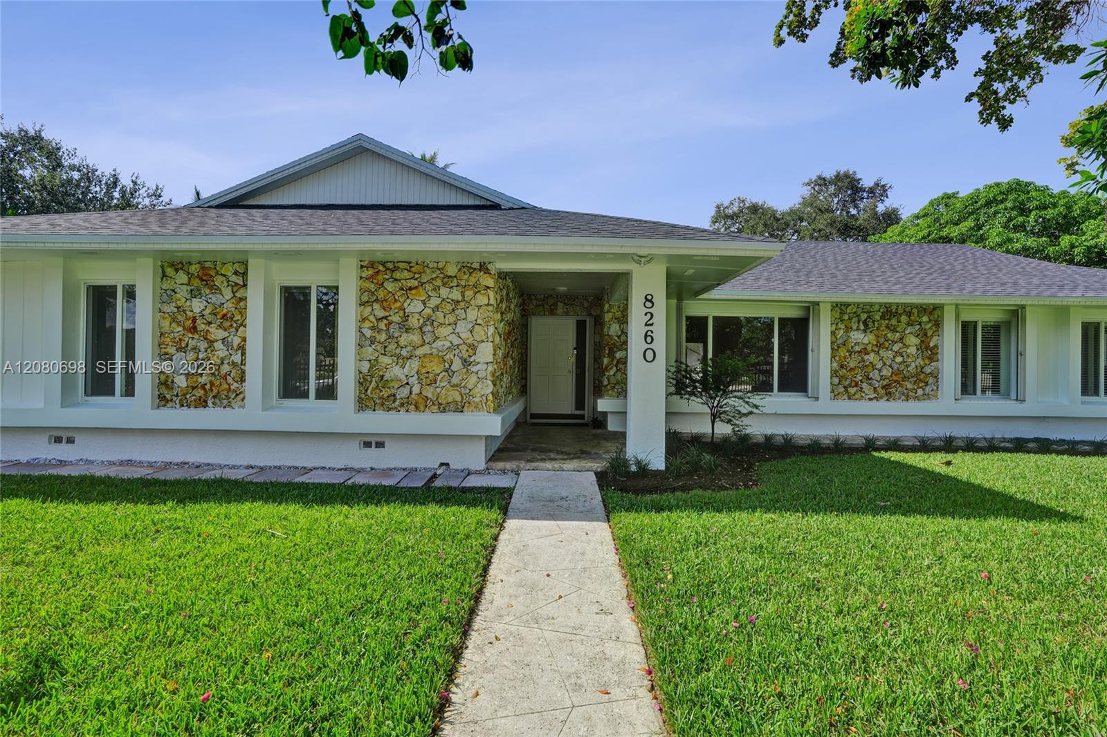 8260 SW 88th St, Miami FL 33156