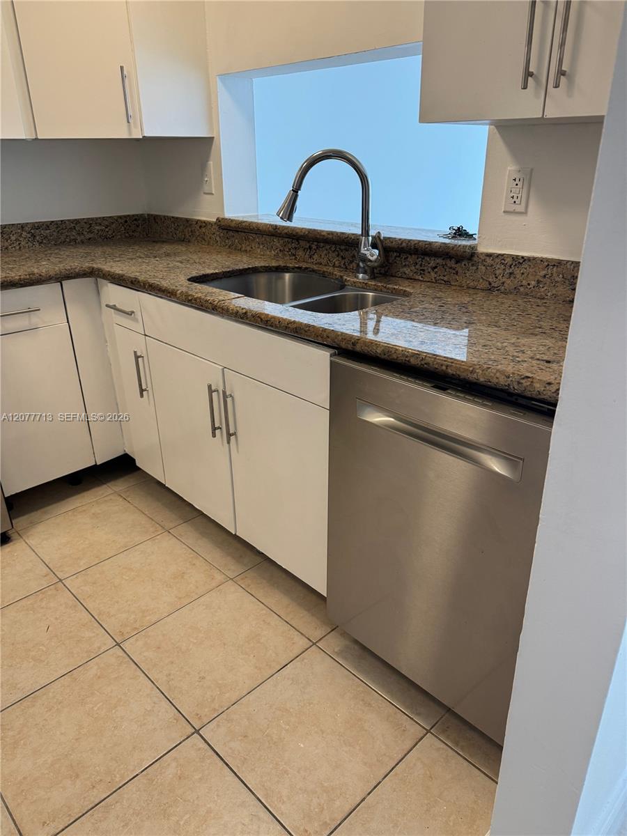 488 NW 165th St Rd # 412 — Photo 4