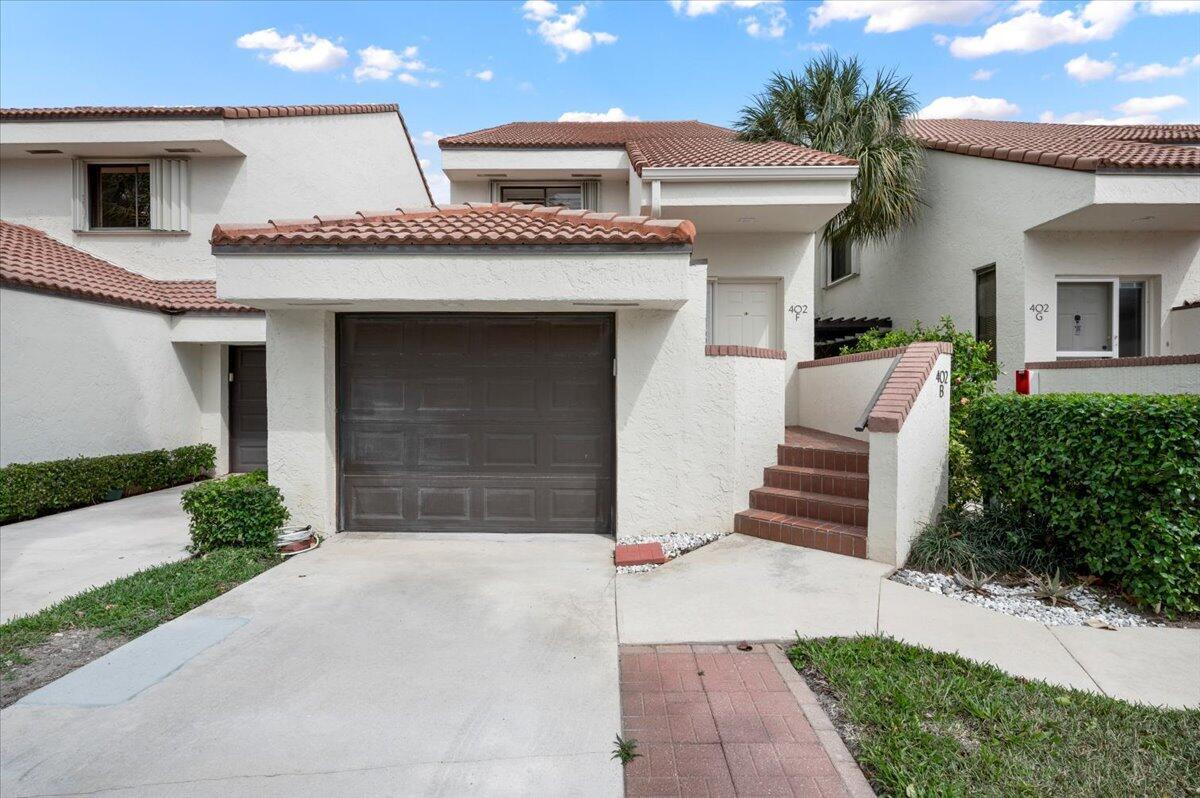 402 SEA OATS Drive # F — Photo 2