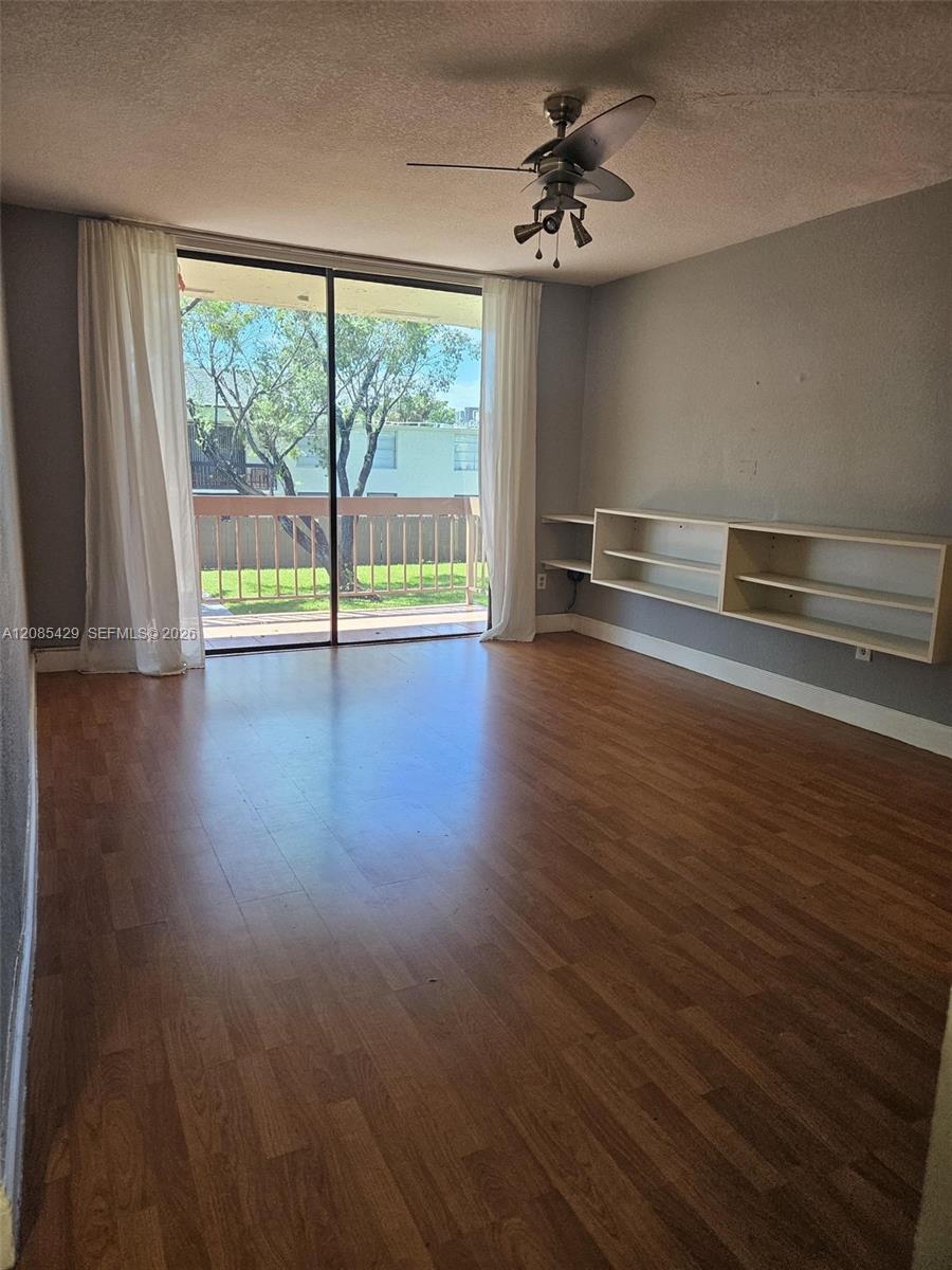 8301 SW 142nd Ave # B205 — Photo 5