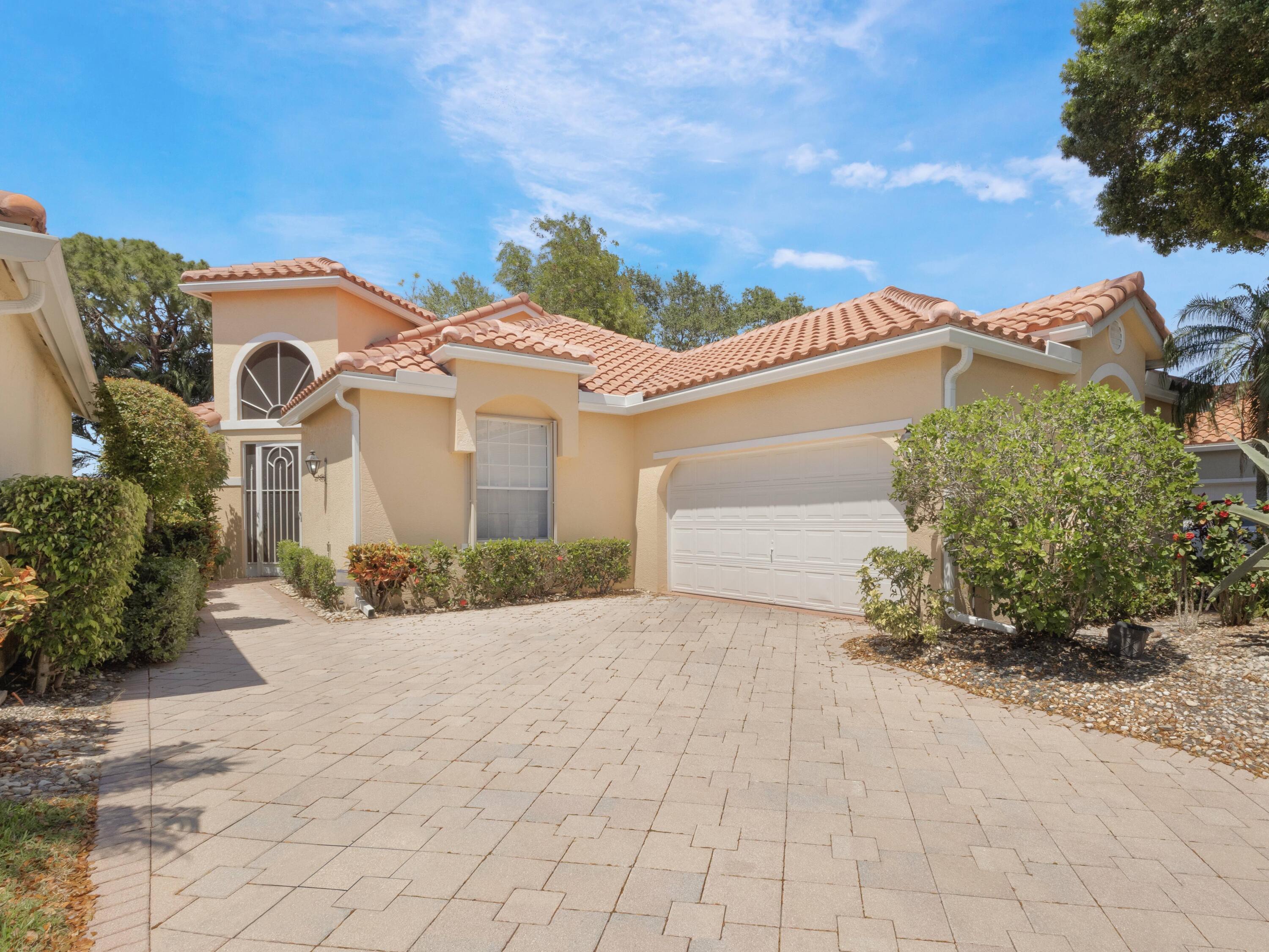 5279 Brookview Drive — Photo 3