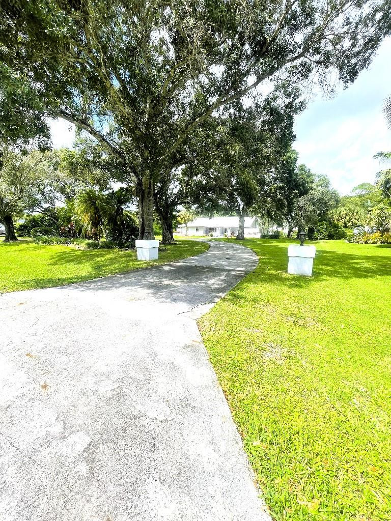 14183 Greentree Trail — Photo 3