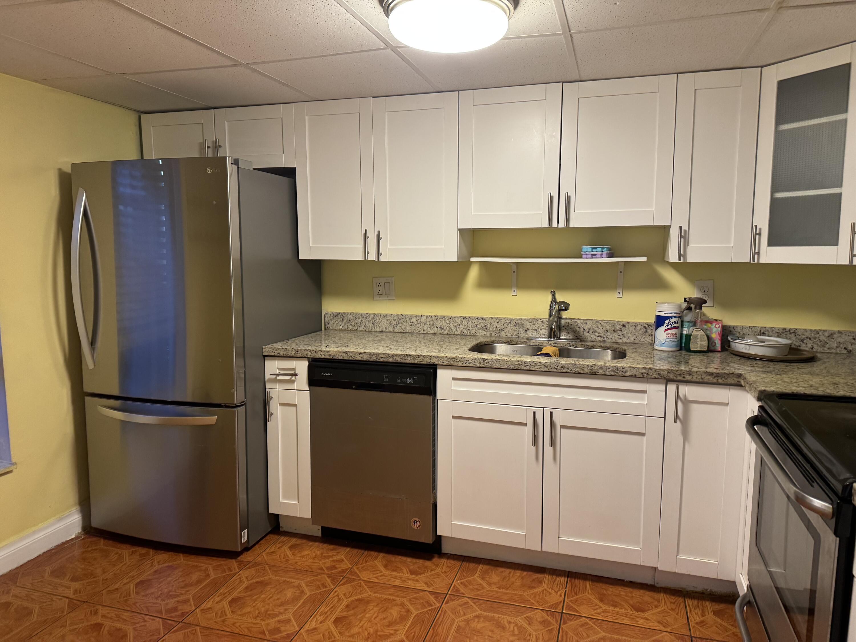 3904 SW 67th Way — Photo 3