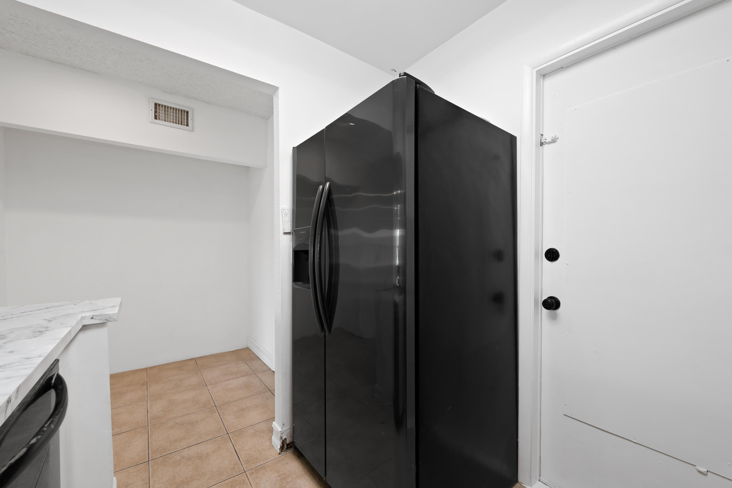 430 SE 2ND Avenue # 21 — Photo 5