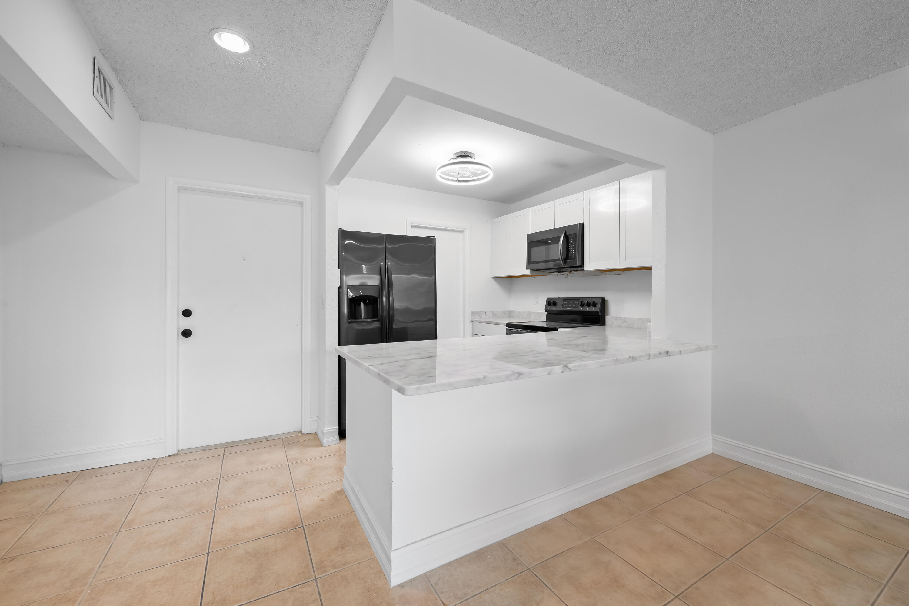 430 SE 2ND Avenue # 21 — Photo 3