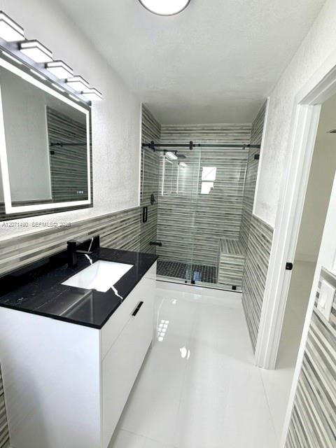 3930 NW 187th St View 5