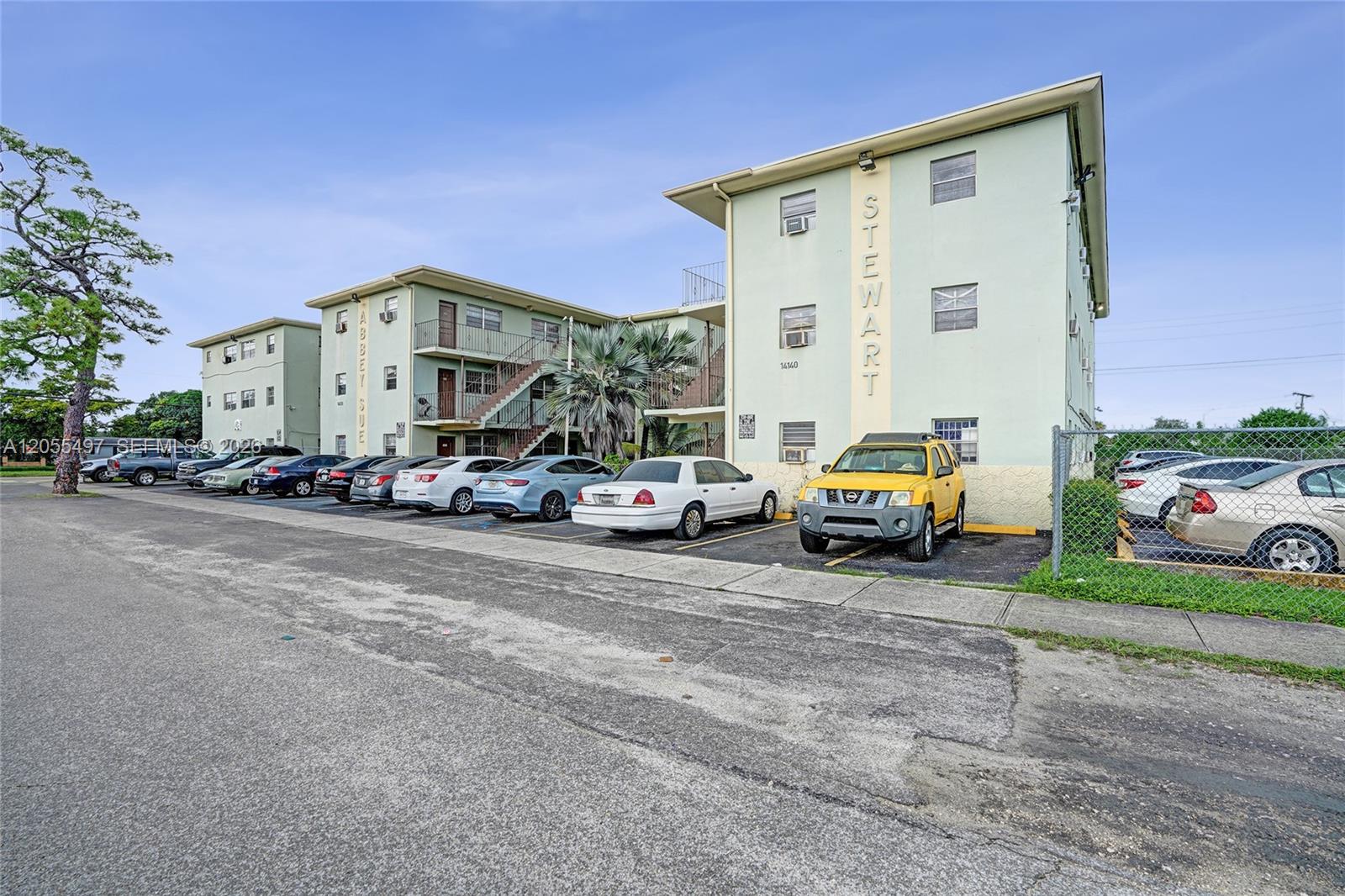 14100 NW 24th Ct # 203, Opa-Locka FL 33054