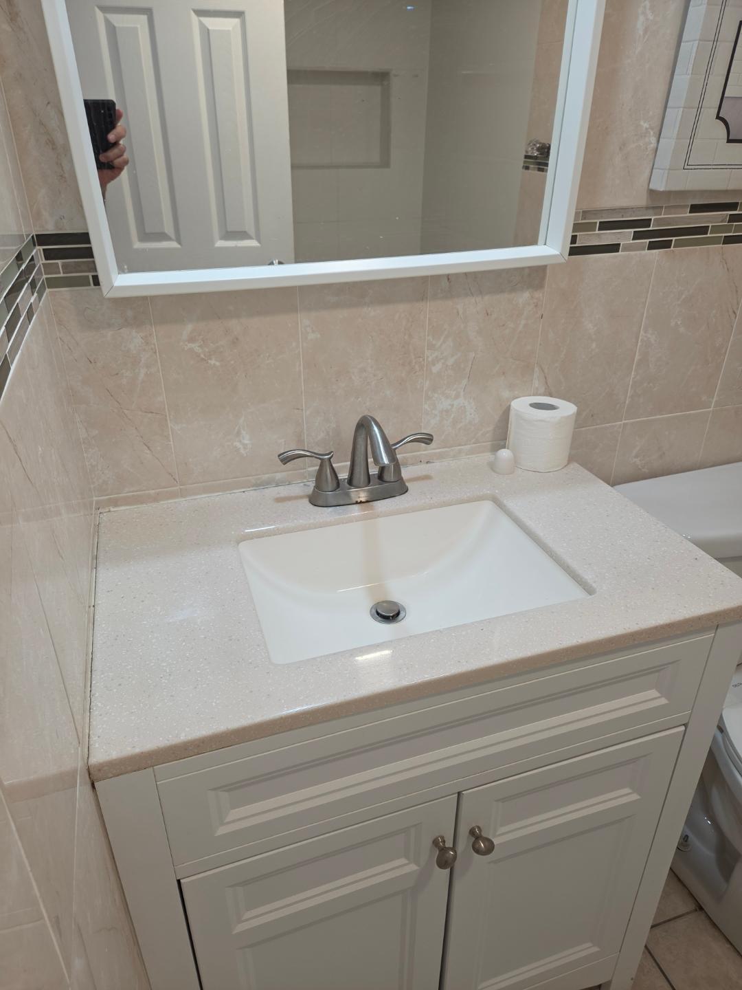 2401 RIVERSIDE Drive # B — Photo 4