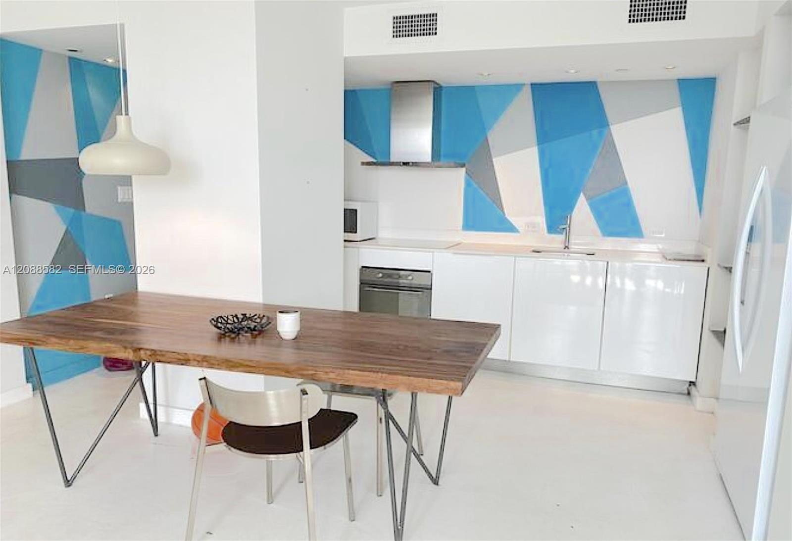 1035 West Ave # 704 — Photo 4