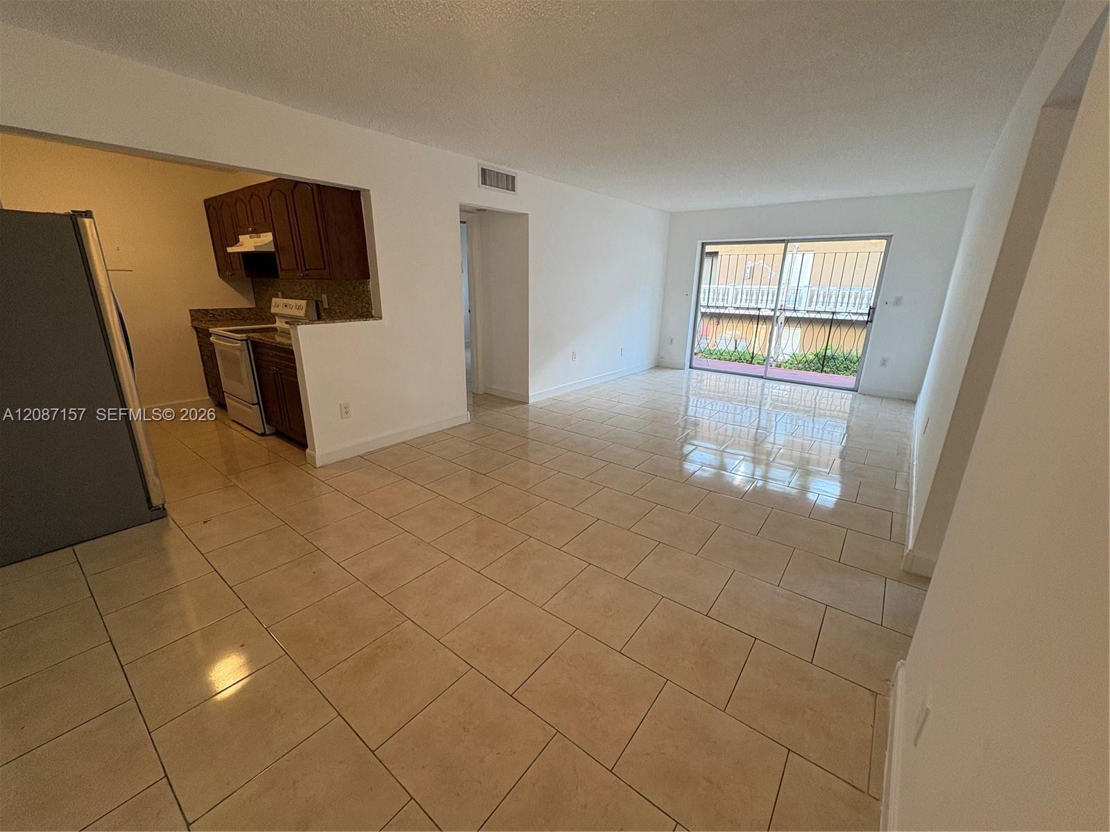 633 S Royal Poinciana Blvd # B218, Miami Springs FL 33166