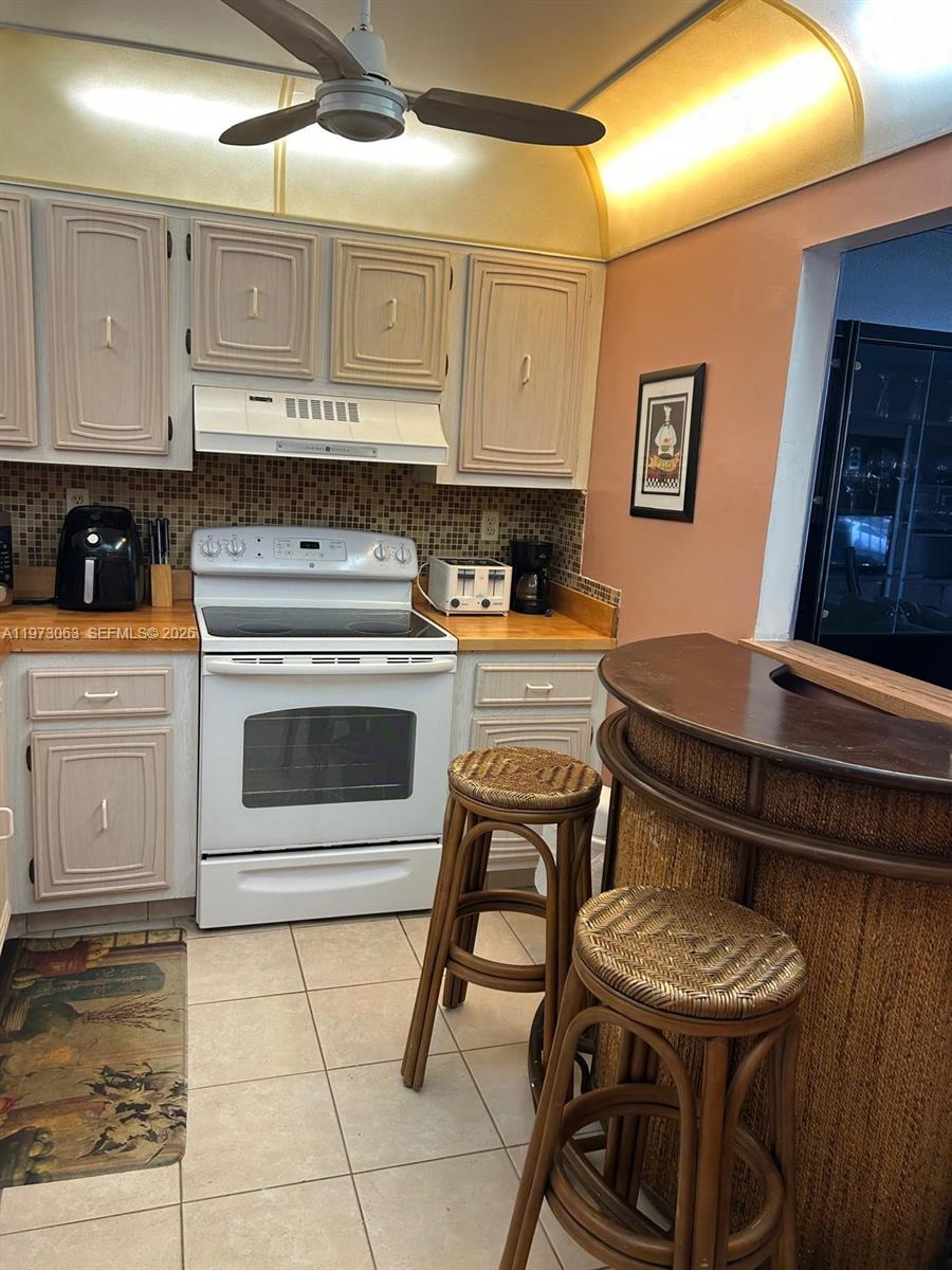 3821 Environ Blvd # 202 — Photo 5