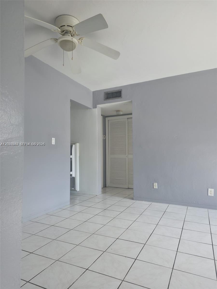 1610 Liberty St # 5 — Photo 3
