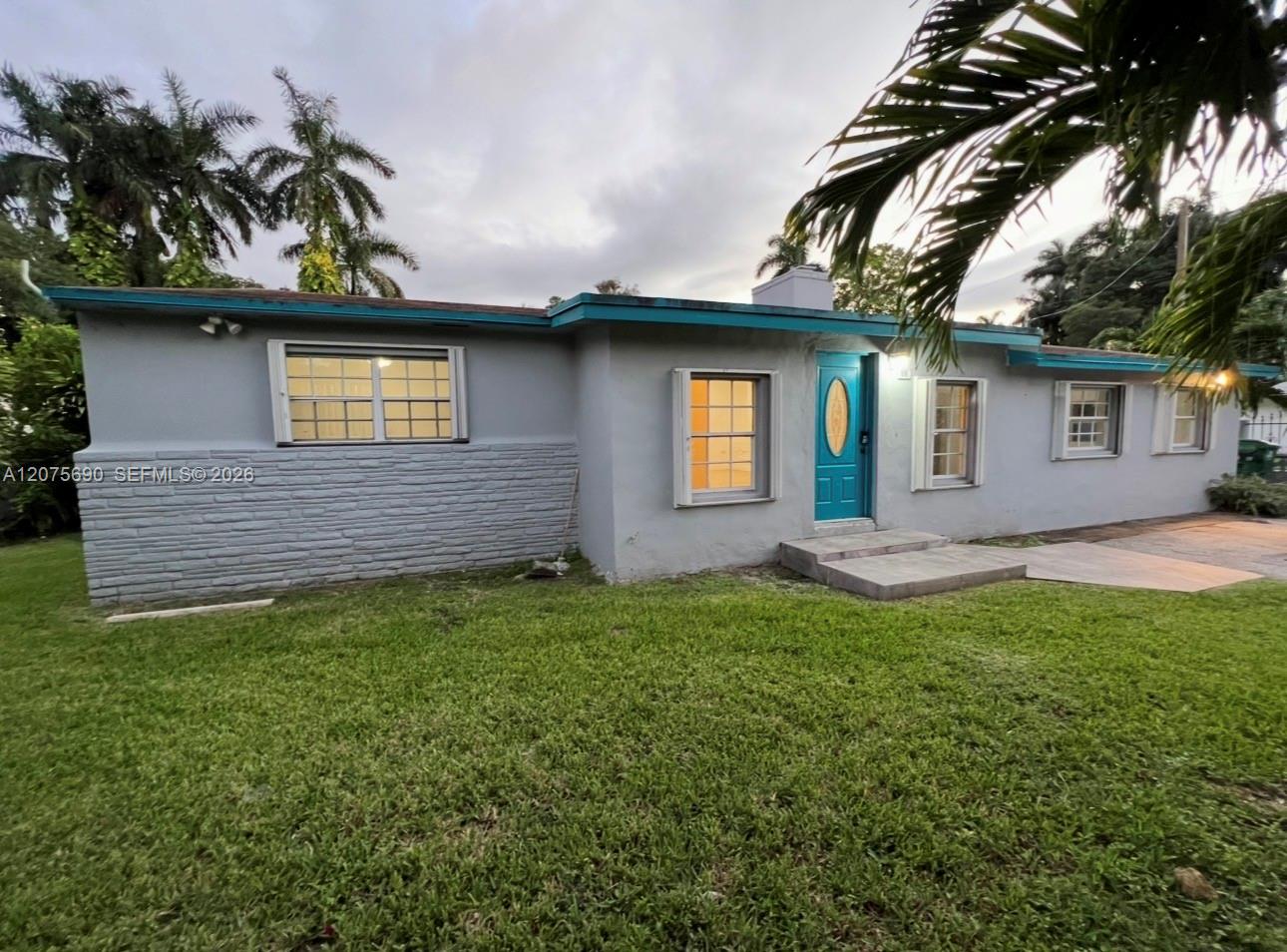 88 NW 85th St # 1, Miami FL 33150