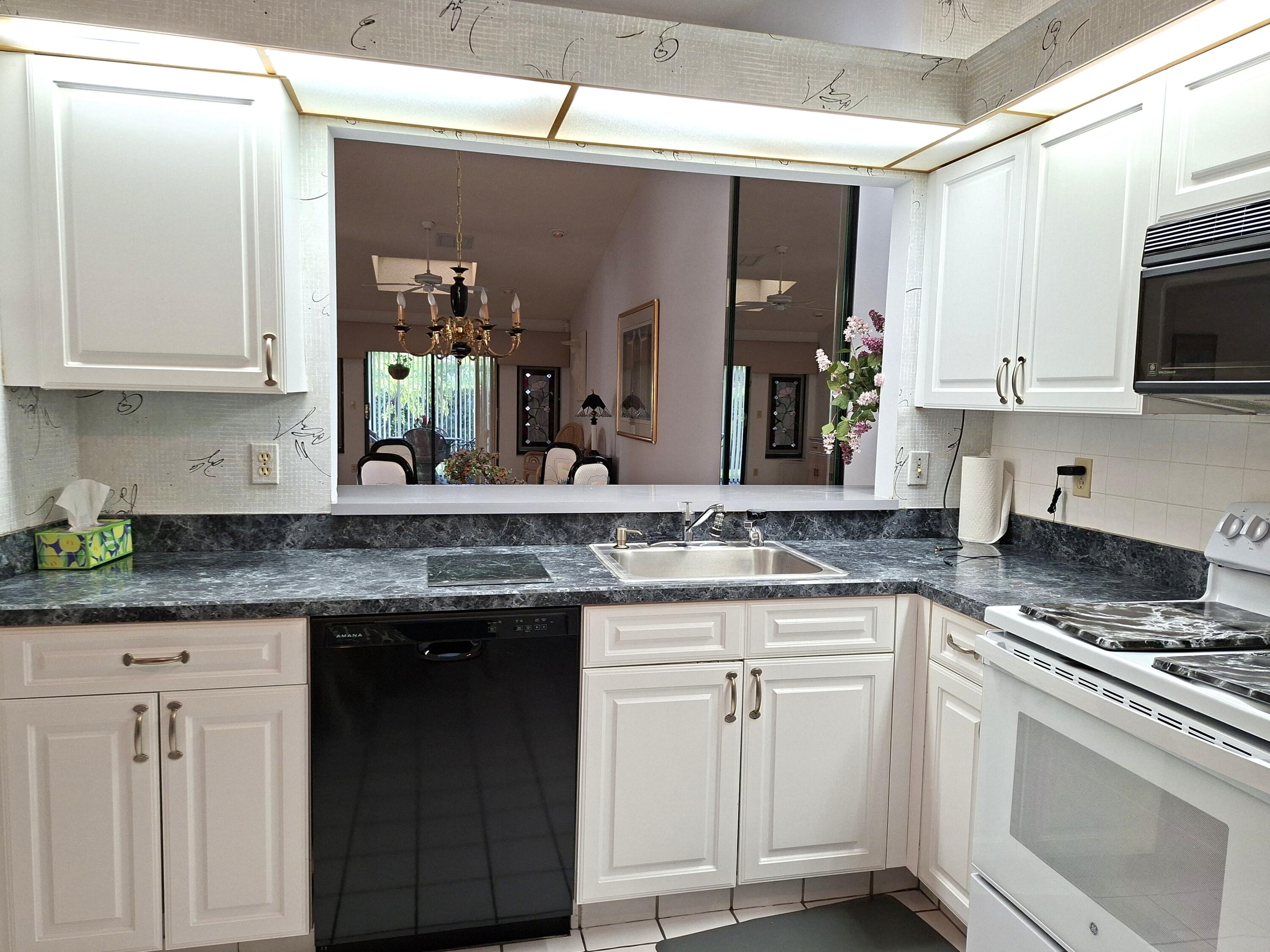 5798 Brook Bound Lane — Photo 3