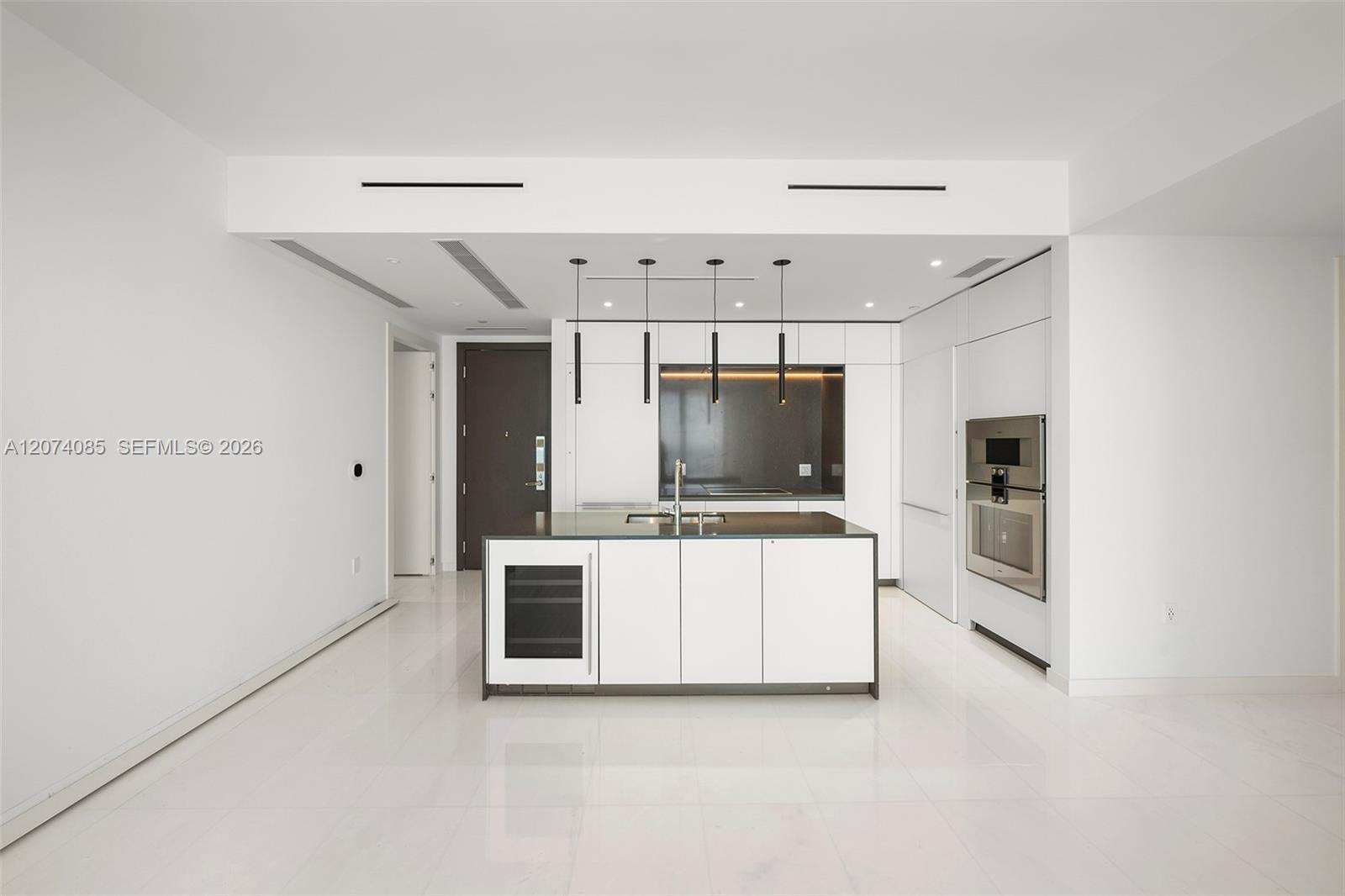 300 Biscayne Blvd Way # 4605 — Photo 2