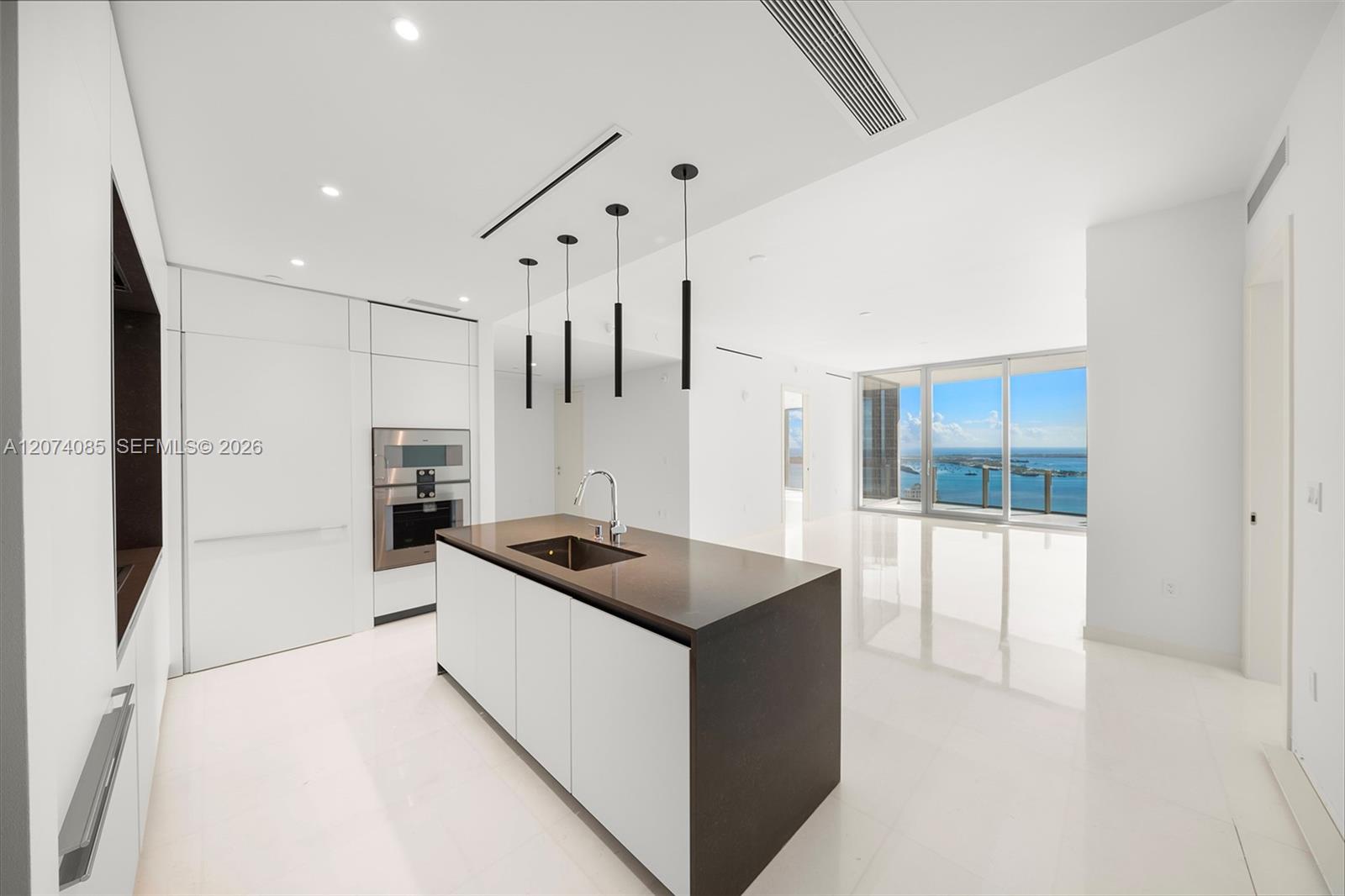 300 Biscayne Blvd Way # 4605 — Photo 3