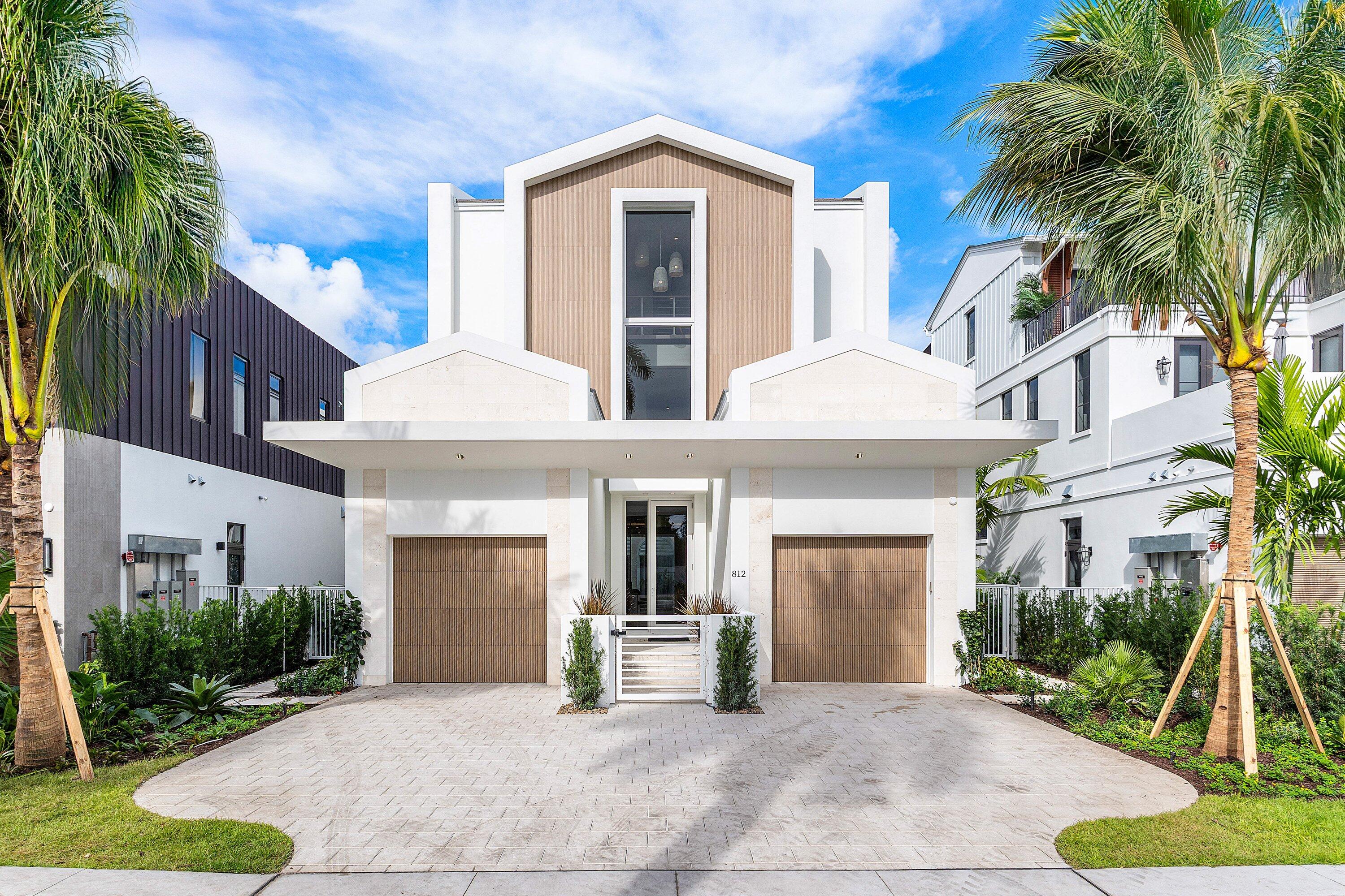 812 Palm Trail, Delray Beach FL 33483
