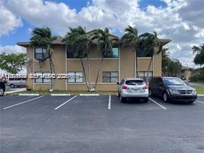 2605 W 67th Pl # 10, Hialeah FL 33016