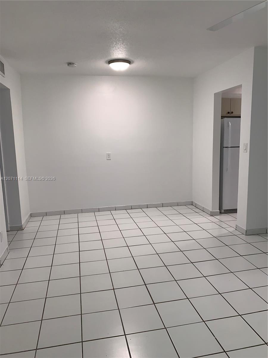 2612 Johnson St # 4 — Photo 3