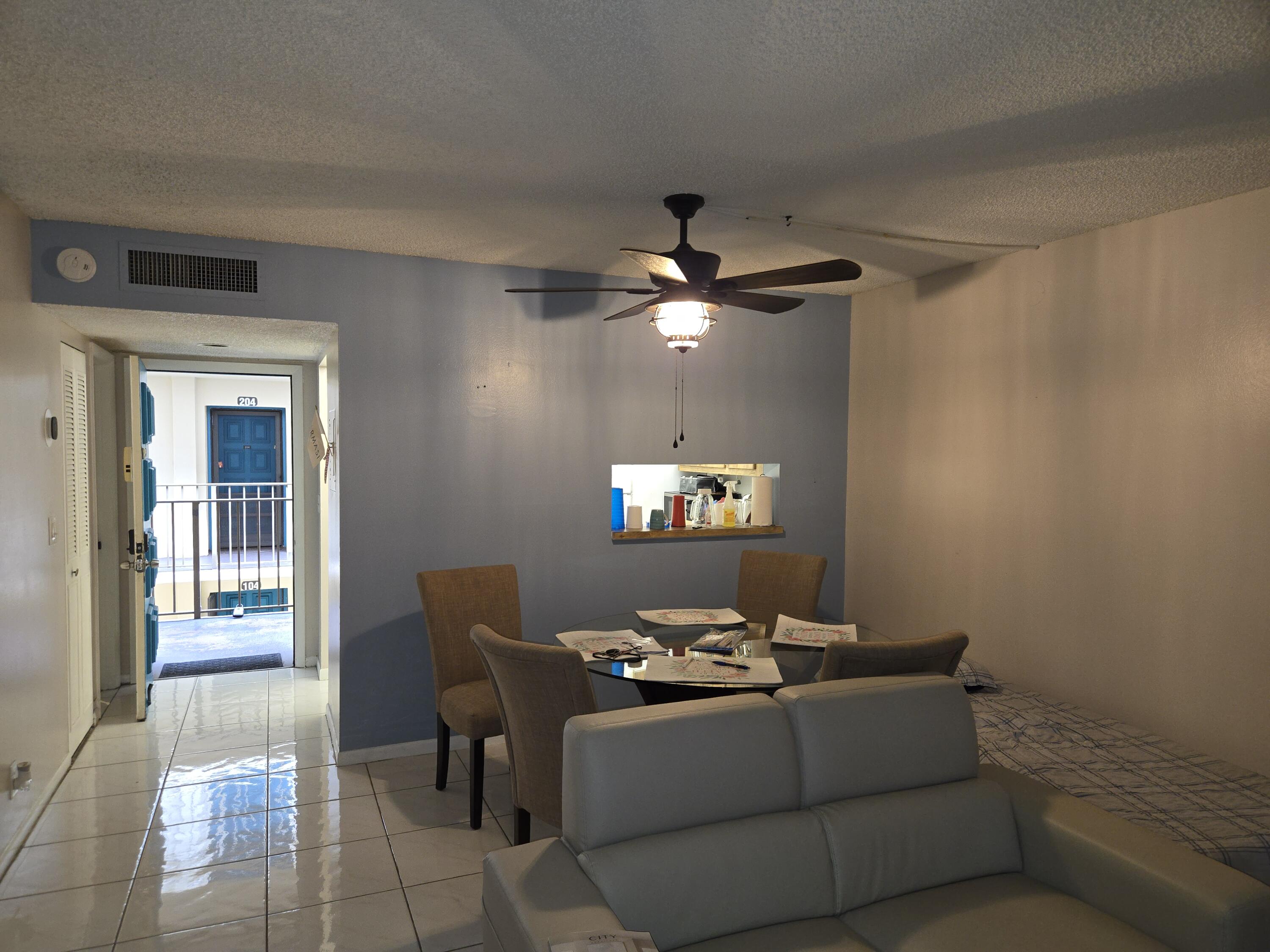 5190 LAS VERDES Circle # 209 — Photo 3