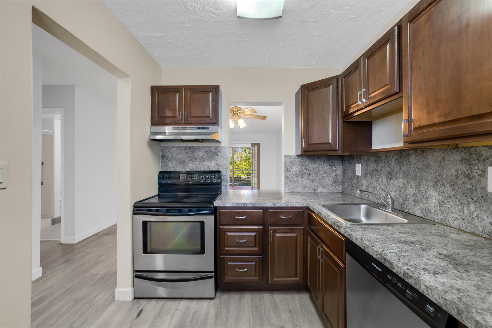 1400 NE 57th St-Fort Lauderdale #304 Nat