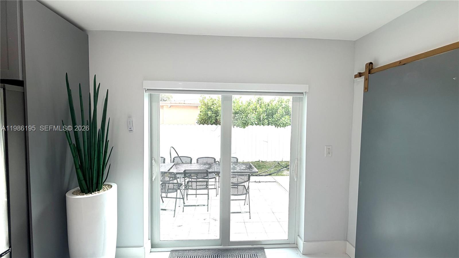 14401 Boggs Dr — Photo 4
