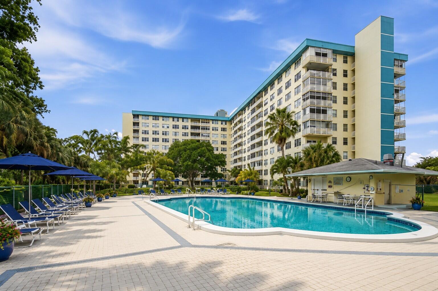 4330 Hillcrest Drive # 804, Hollywood FL 33021