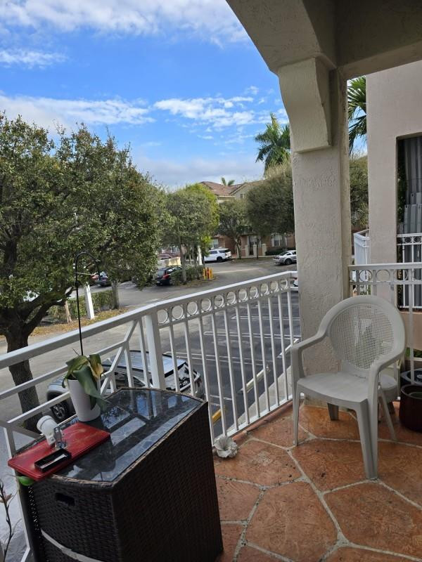 8930 W Flagler Street # 221, Miami FL 33174
