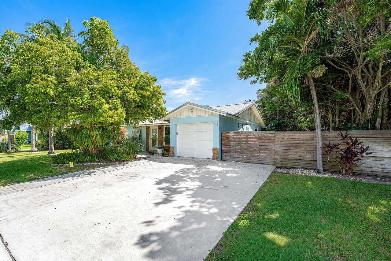 612 NW 7th Court, Boynton Beach FL 33426