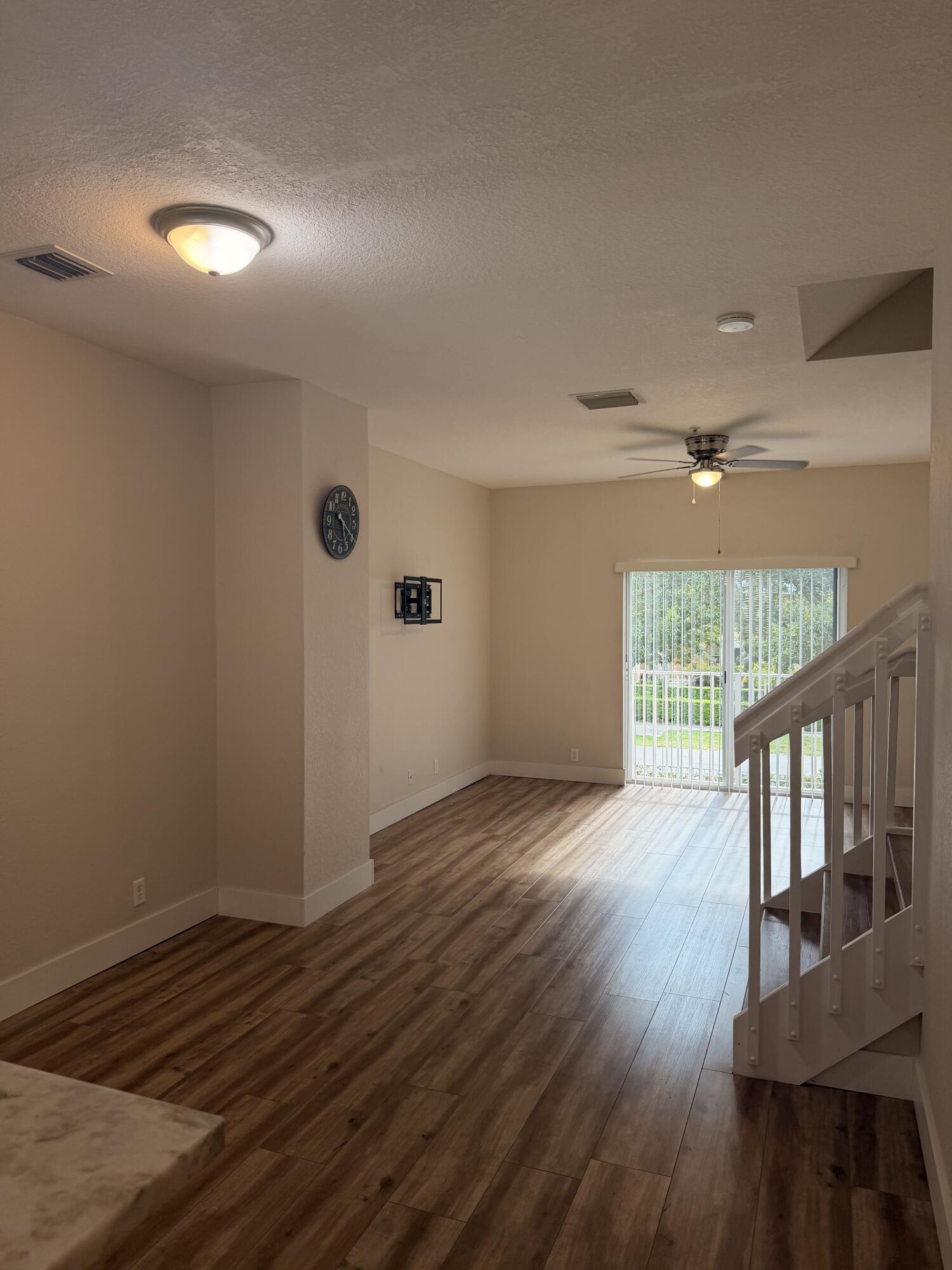 1851 NE 5TH Street # 1507 — Photo 3