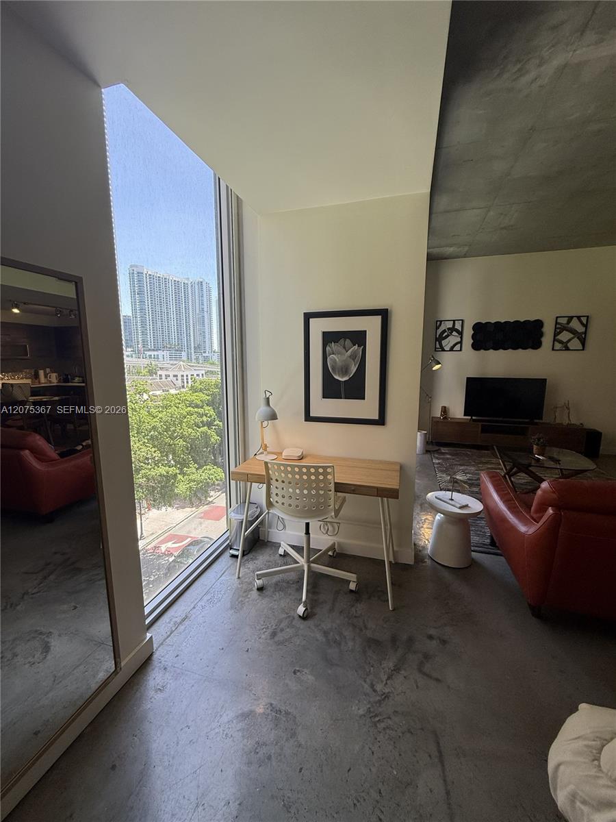151 SE 1st St # 405 — Photo 3