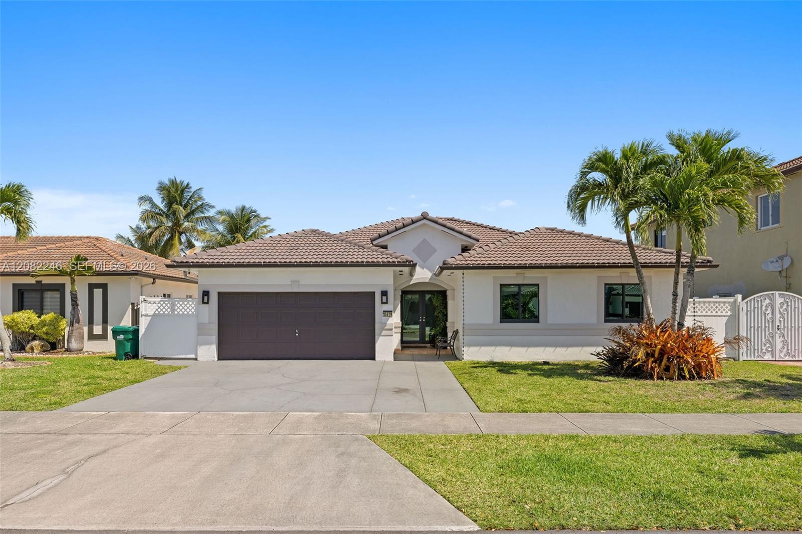 15979 SW 53rd Ter — Photo 2