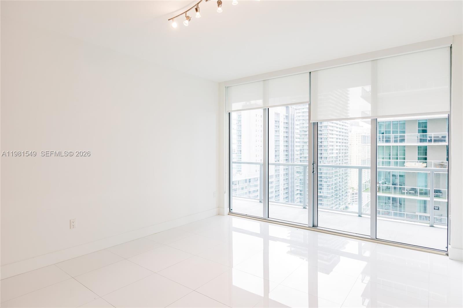 1111 SW 1st Ave — Photo 3