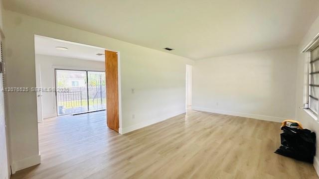 6371 SW 39th St — Photo 3