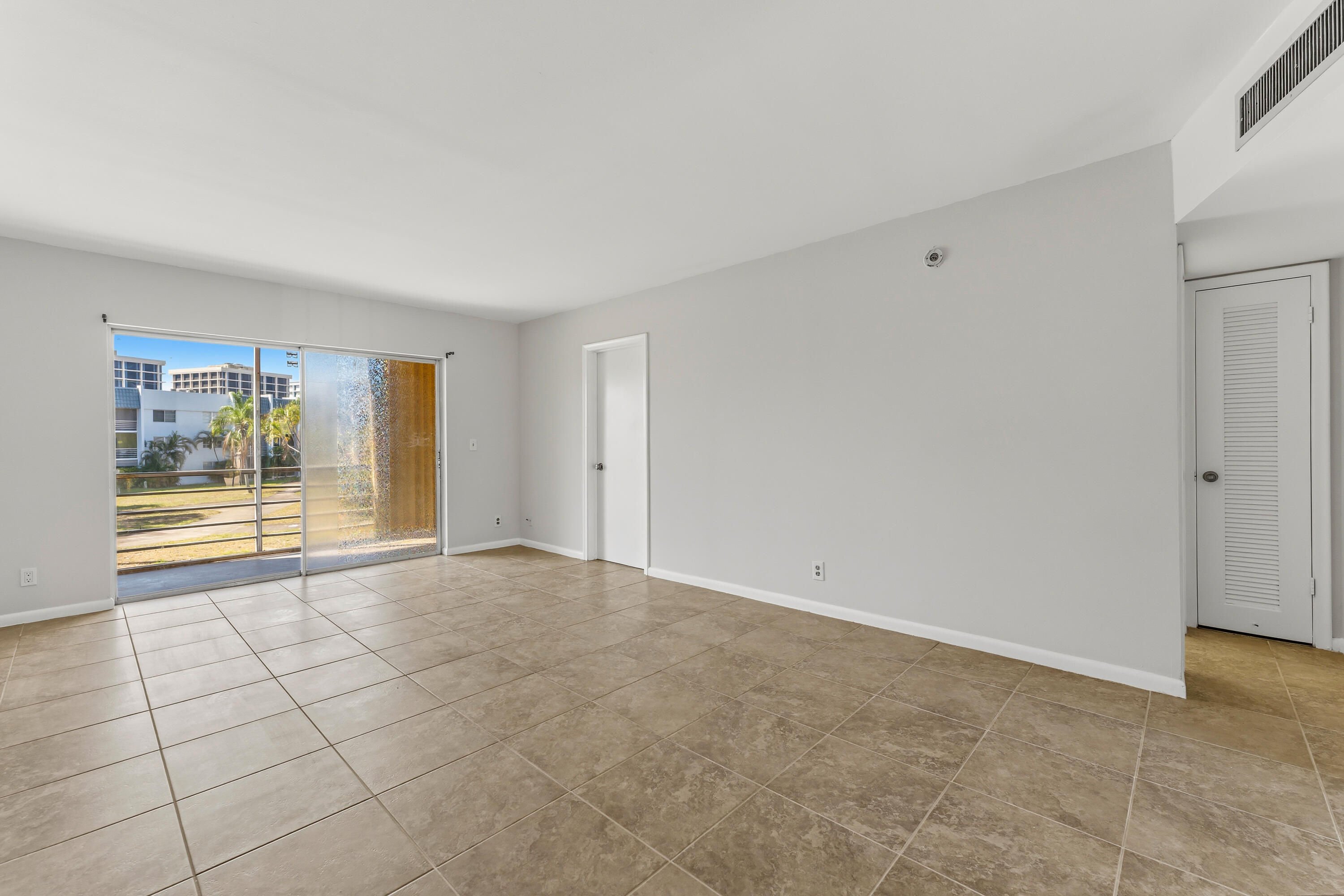 1638 EMBASSY Drive # 208, West Palm Beach FL 33401