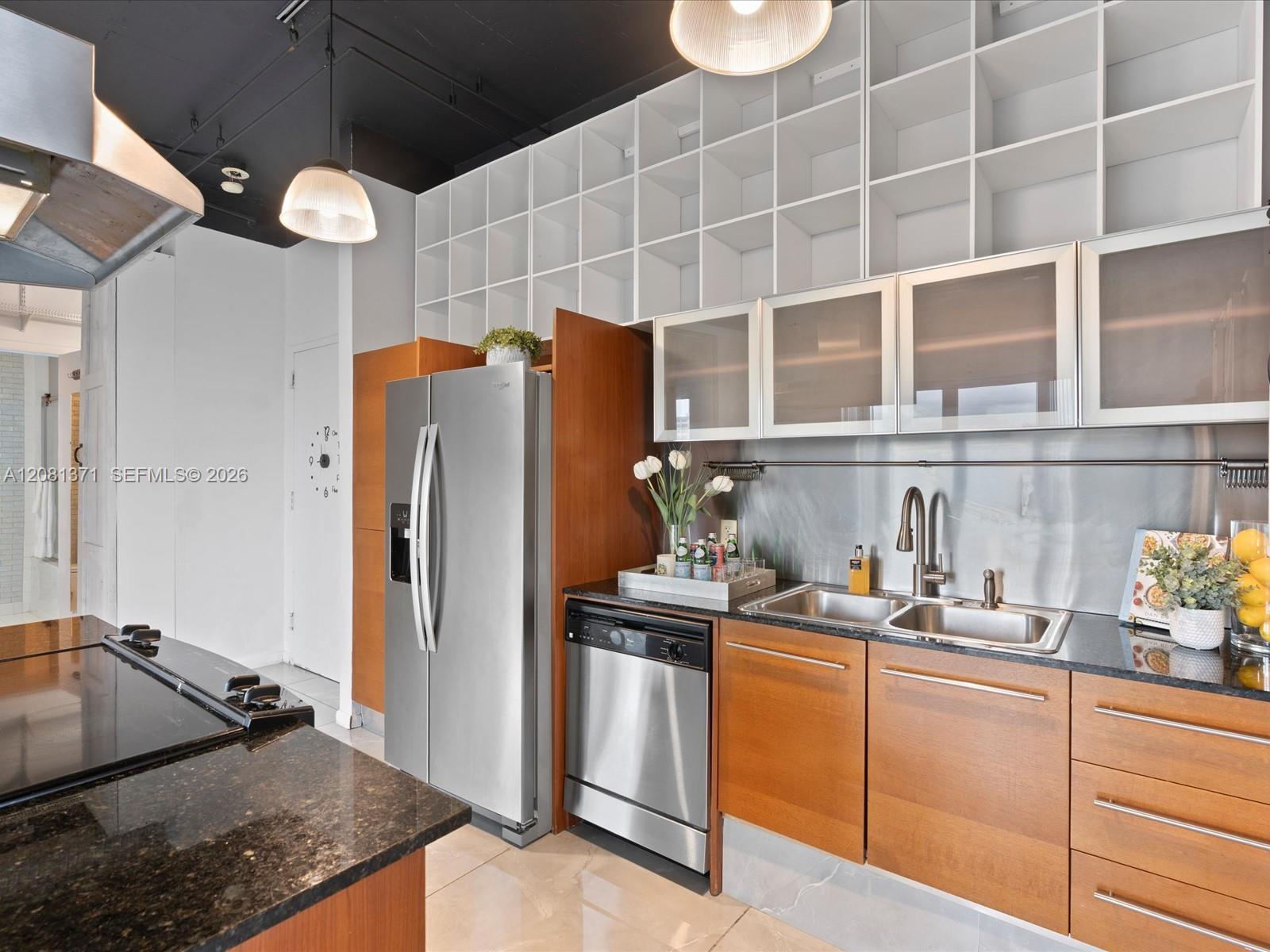 10 SW South River Dr # 715 — Photo 5