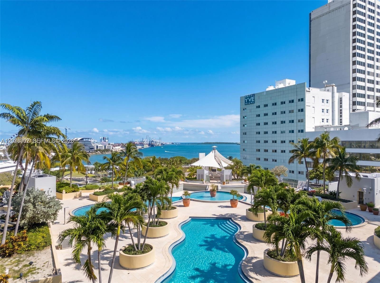 253 NE 2nd St # 424, Miami FL 33132